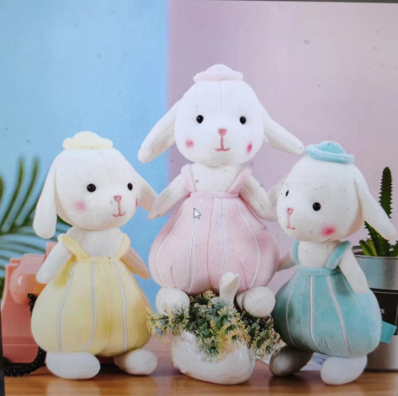 羊毛绒玩具生日礼物婚庆礼品厂家直销