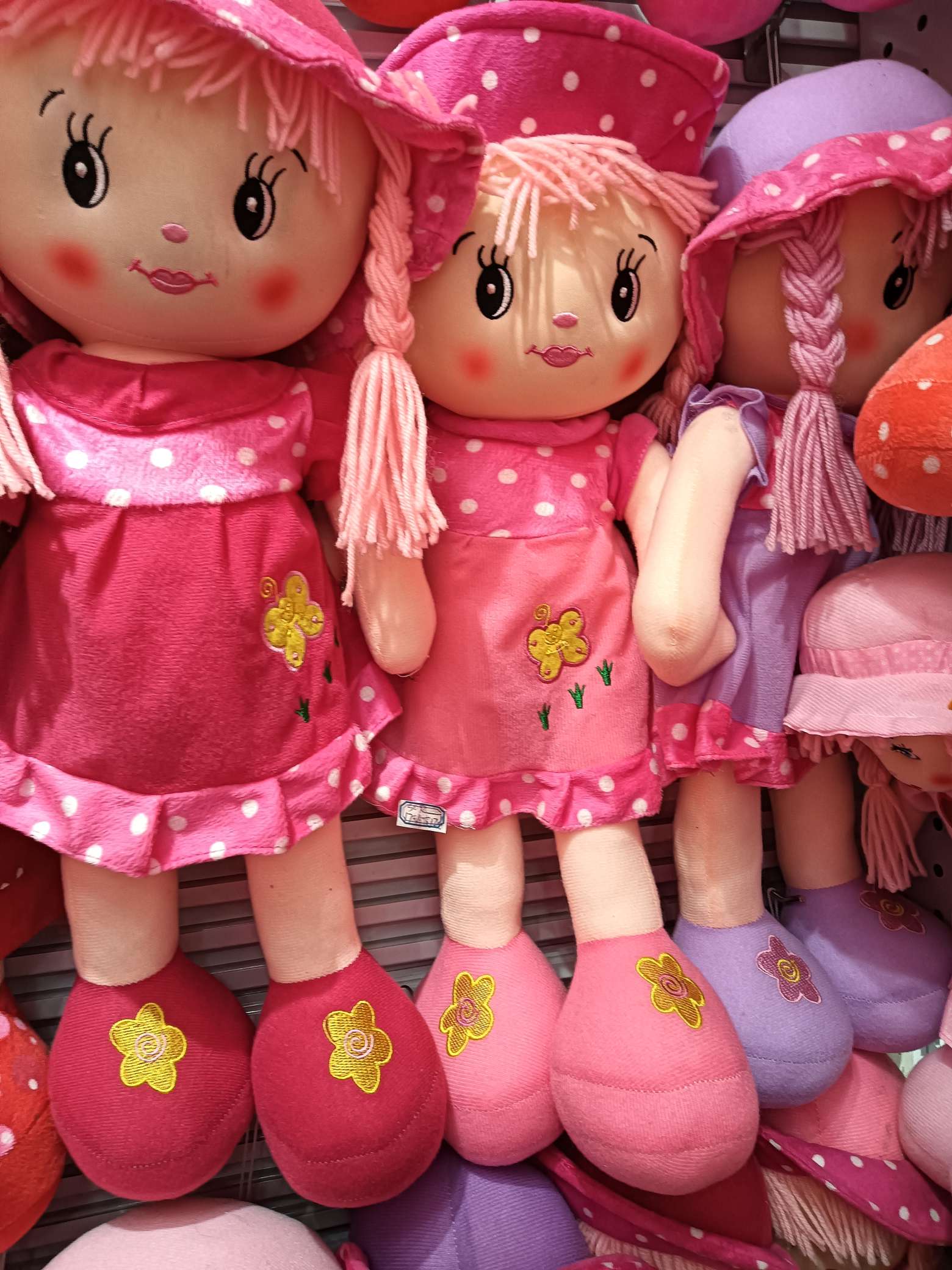 毛绒玩具，布偶娃娃，布艺公仔，抓娃娃机器