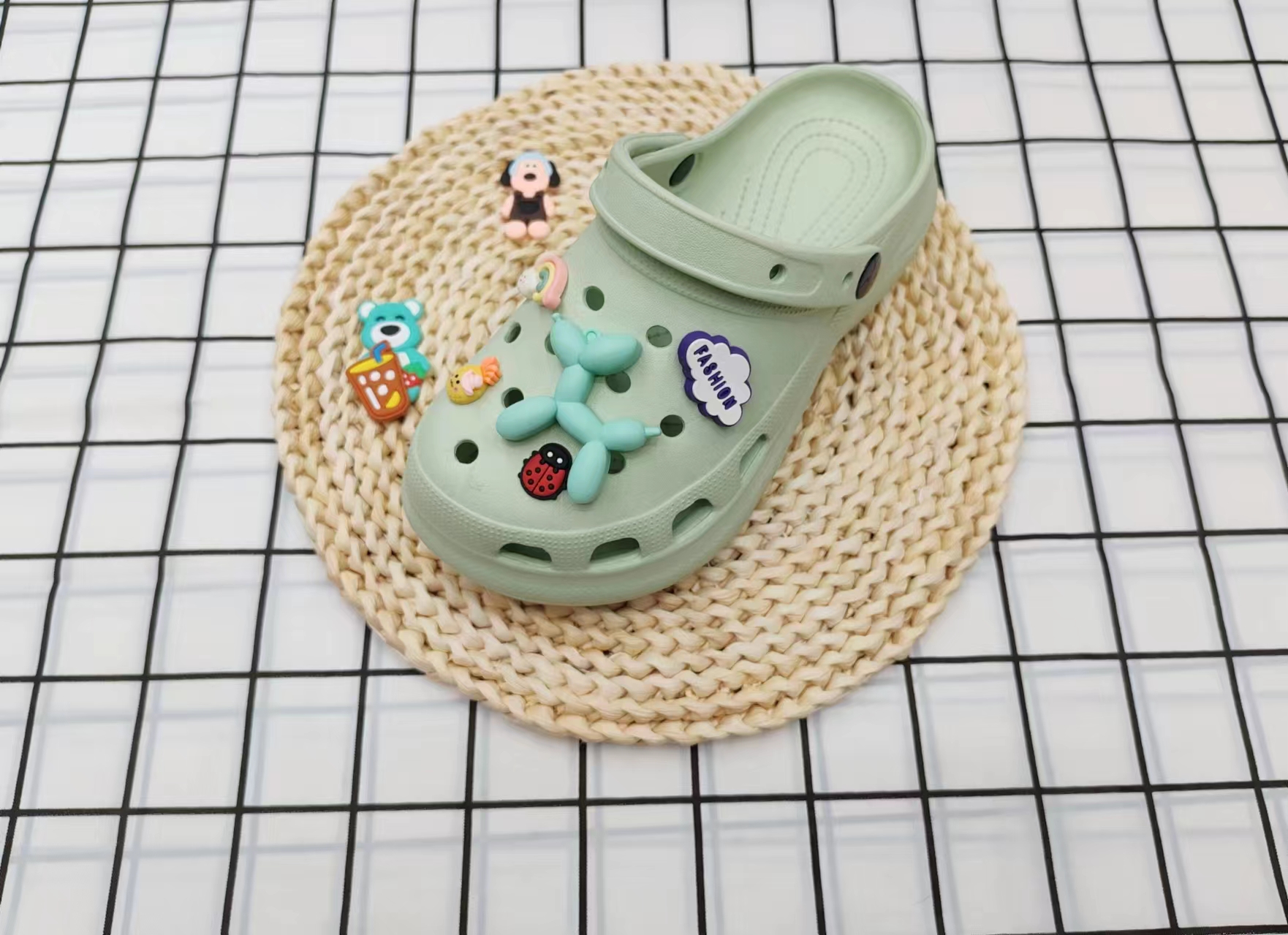 Moda de verano cute exterior piercing crocs Specification image