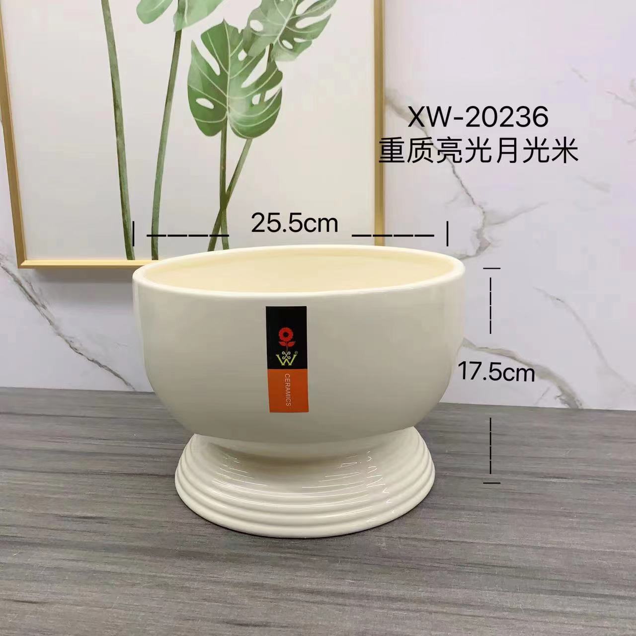 Violent Bear Ceramic table lamp handicraft, Money Cat Daily Ceramic plate, Exquisite gift, ceramic handicraft, unique design, high-quality material detail image 3
