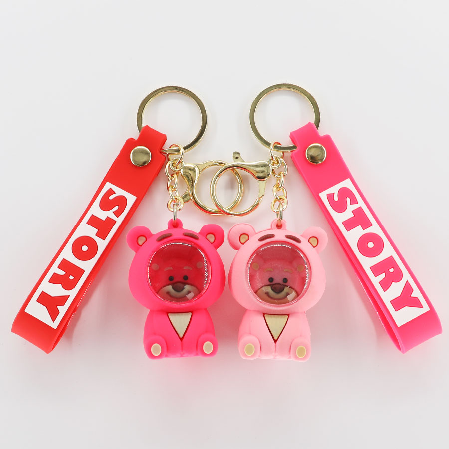 Wholesale of popular cartoon strawberry bear keychains, space bear figurines, schoolbag decorations, astronaut best friend and couple gifts Application Scenario
