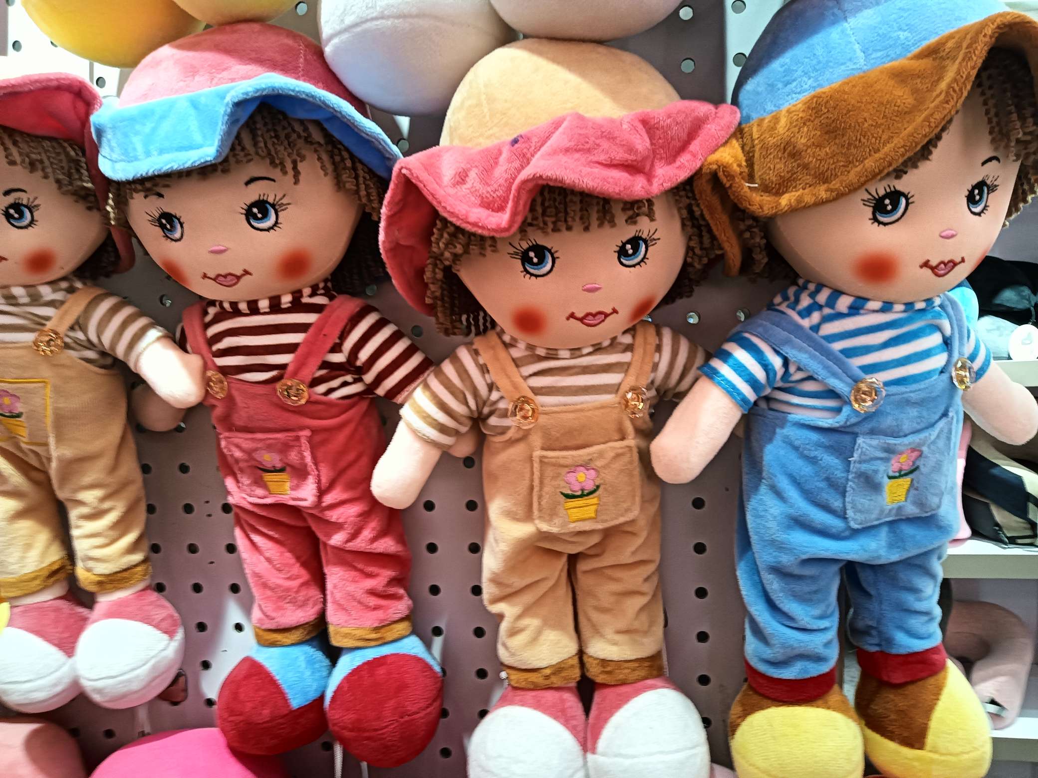 毛绒玩具娃娃，布头娃娃，搪胶娃娃，布偶，人形娃娃产品图