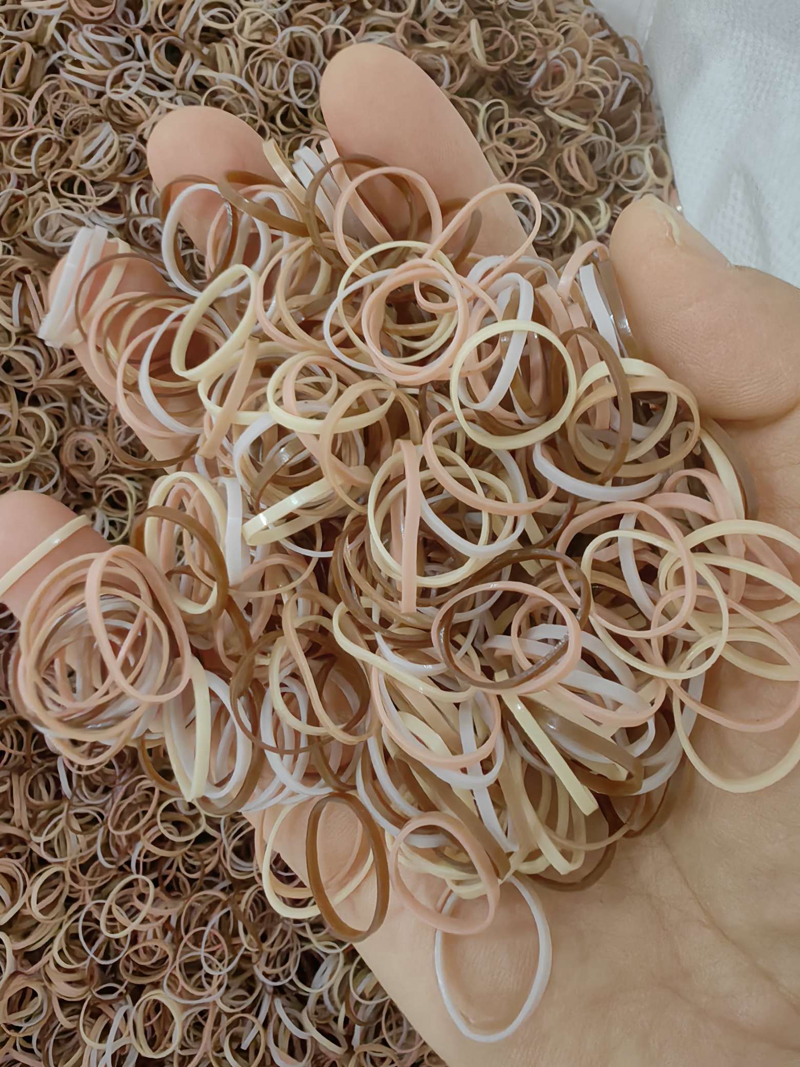 橡皮筋，一次性皮筋，日本皮筋，彩色皮筋。头饰头饰成人头饰发饰