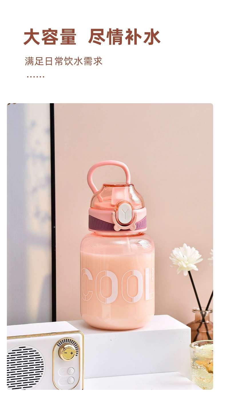 X102-883 Cute cartoon backpack plastic cup, water cup for boys and girls, straw cup, sports water bottle, space cup Application Scenario