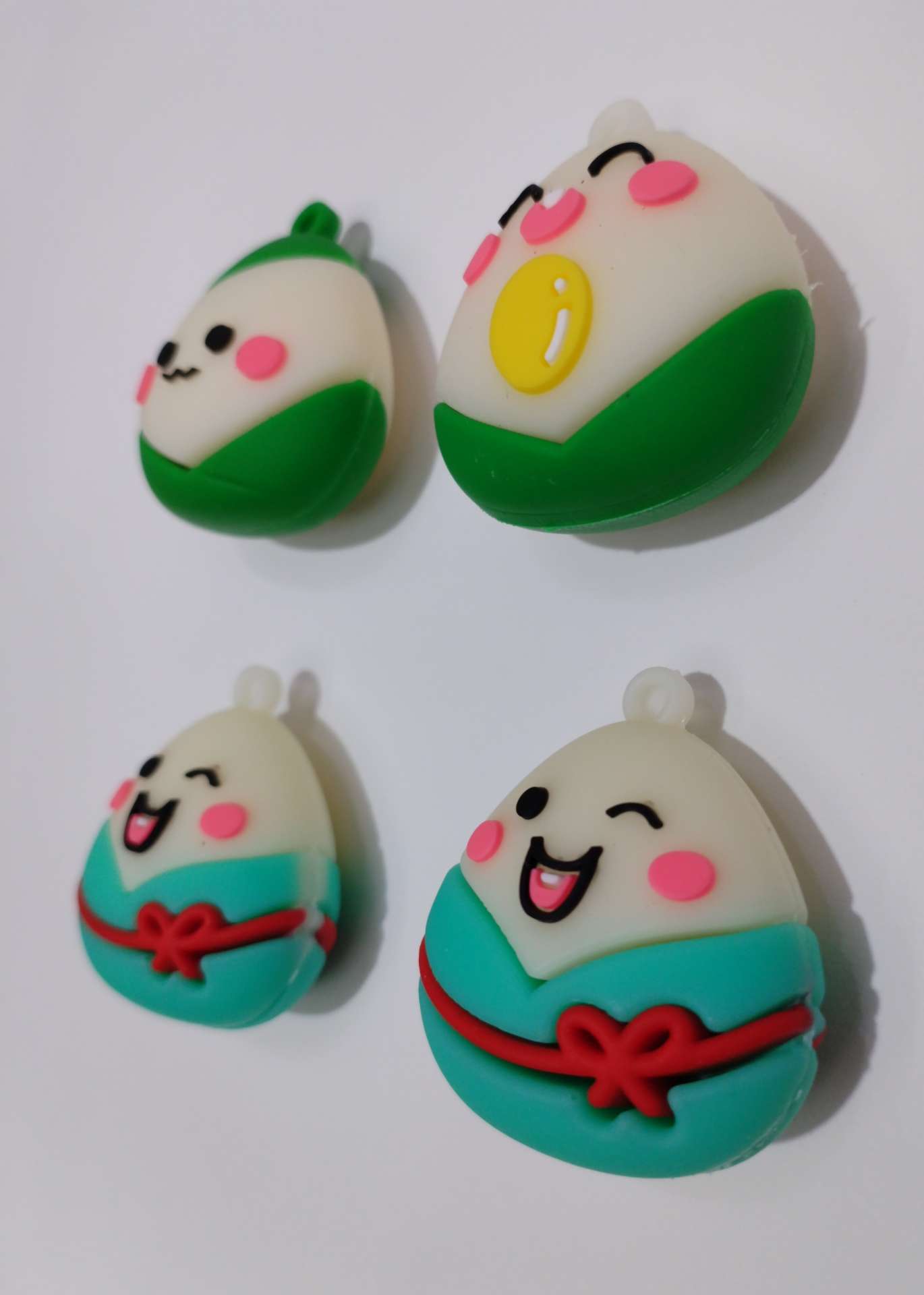 New figurine zongzi PVC soft rubber keychain accessory pendant, small graduation gift for students. Specification image
