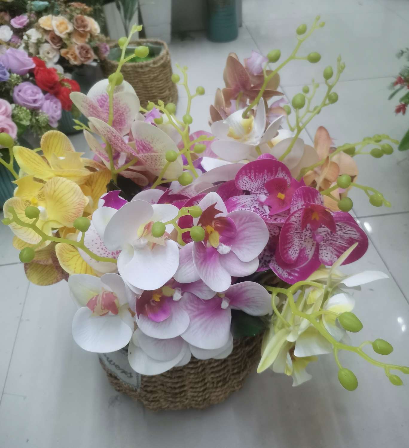 A new 3D Phalaenopsis flower bouquet for the Jiaju project hotel decoration, featuring artificial artificial flowers and high-quality simulation detail image 3