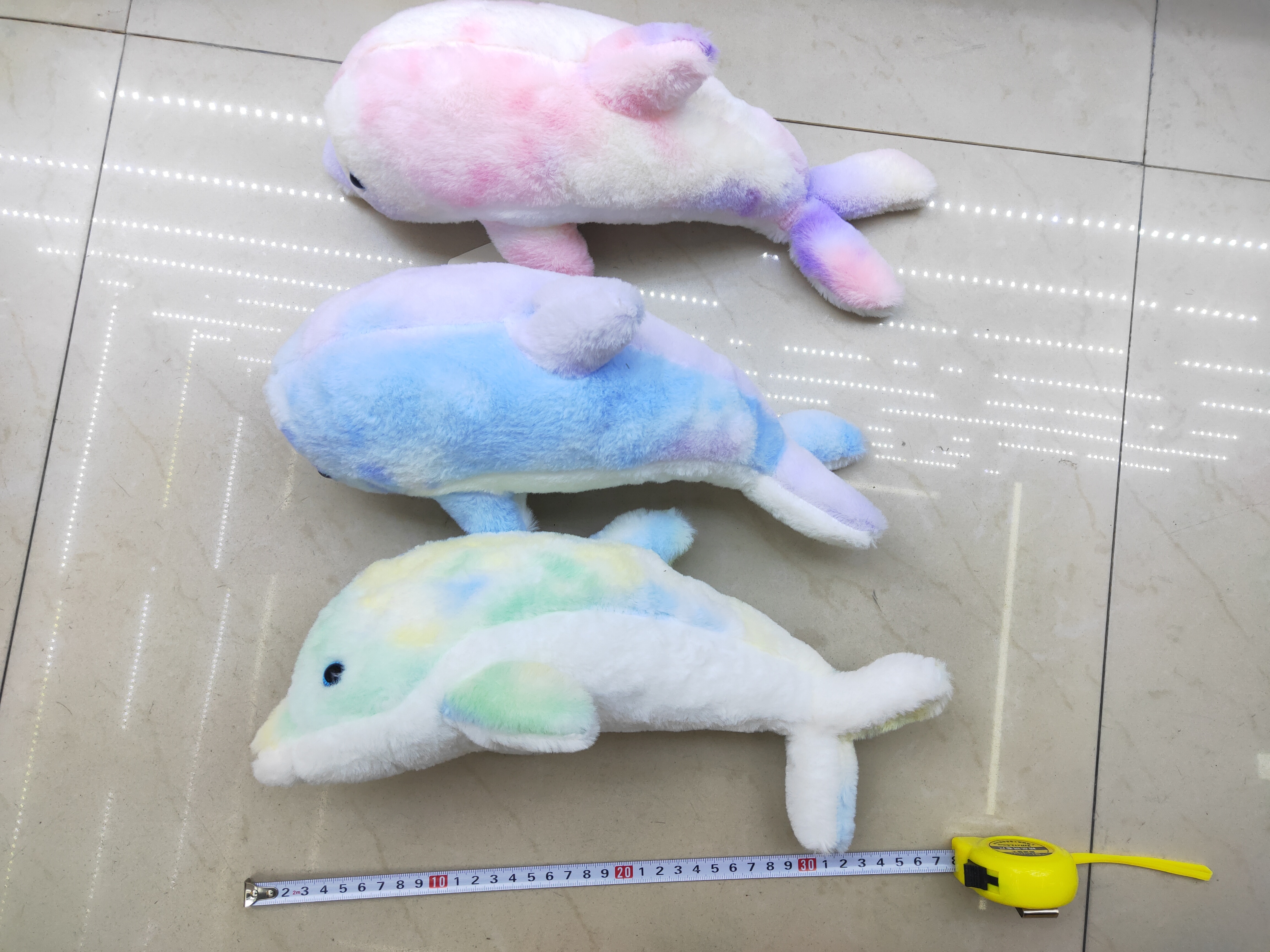 30CM 毛料  扎染彩色海豚 塑胶眼 海洋动物公仔 娃娃机 儿童玩具  打压缩包