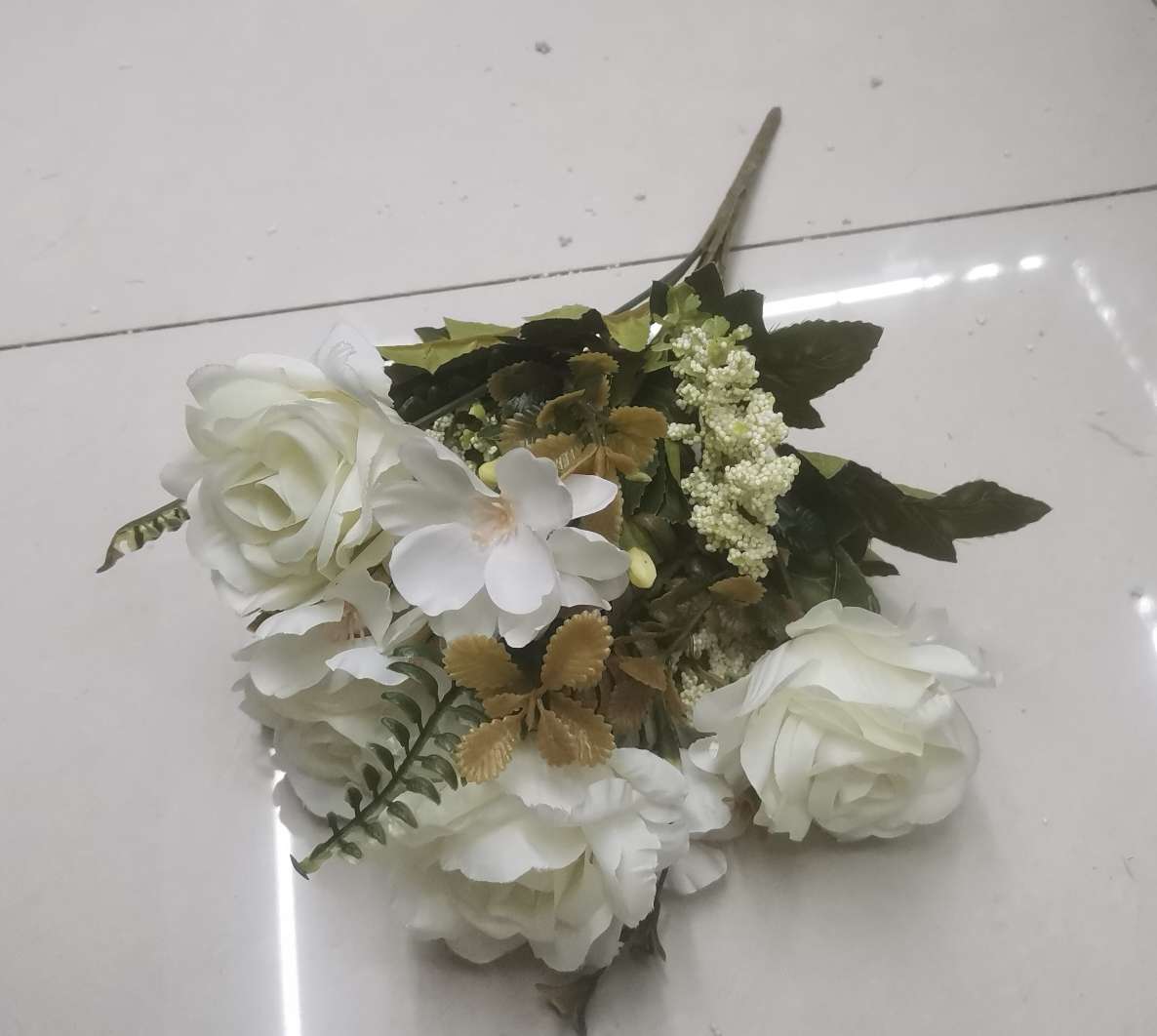 New European-style artificial flower 7-fork European-style fragrant rose artificial flower for home and hotel decoration detail image 7