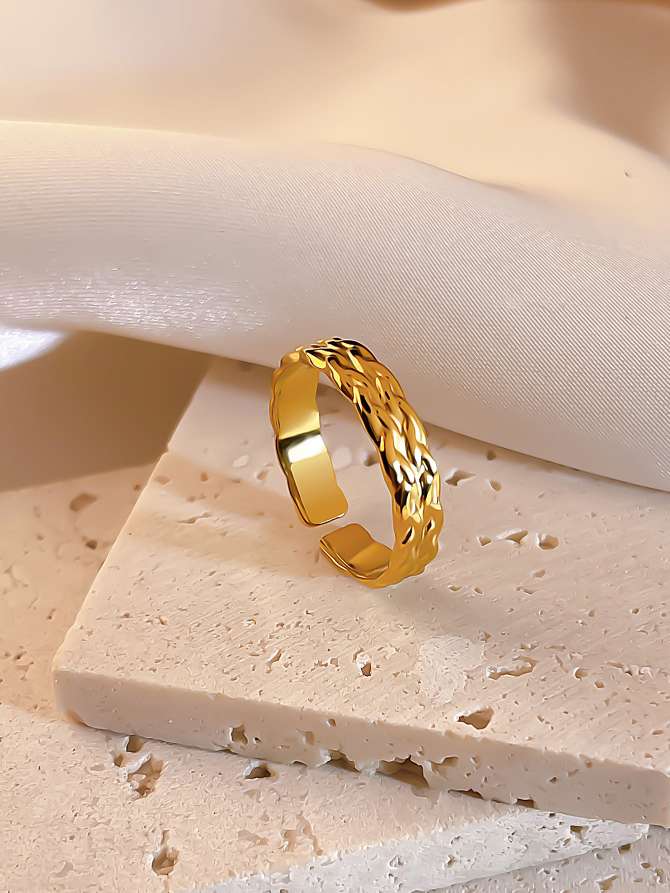 European and American ins rings, women's niche design, fashionable titanium steel rings, light luxury and high-end feel, bestsellers, versatile accessories, fashionable Item Picture