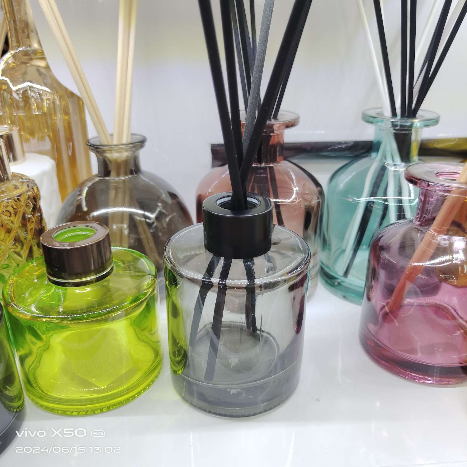 香薰瓶，玻璃小瓶子，香薰小瓶子，香薰瓶子