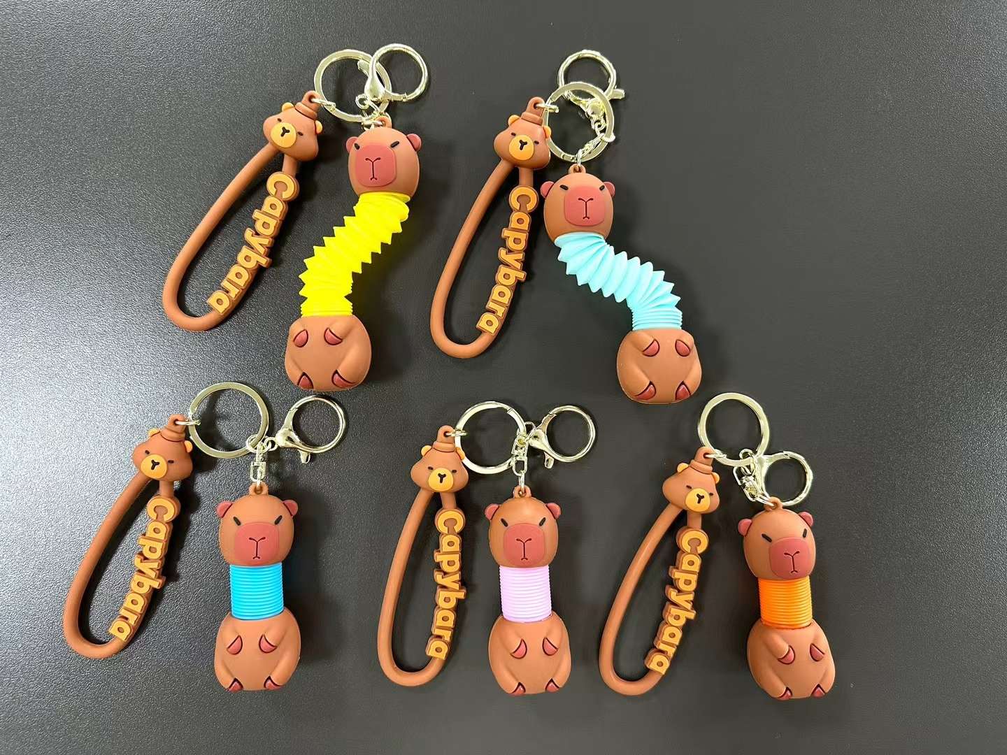 Retractable keychain pendant. Pendant Specification image