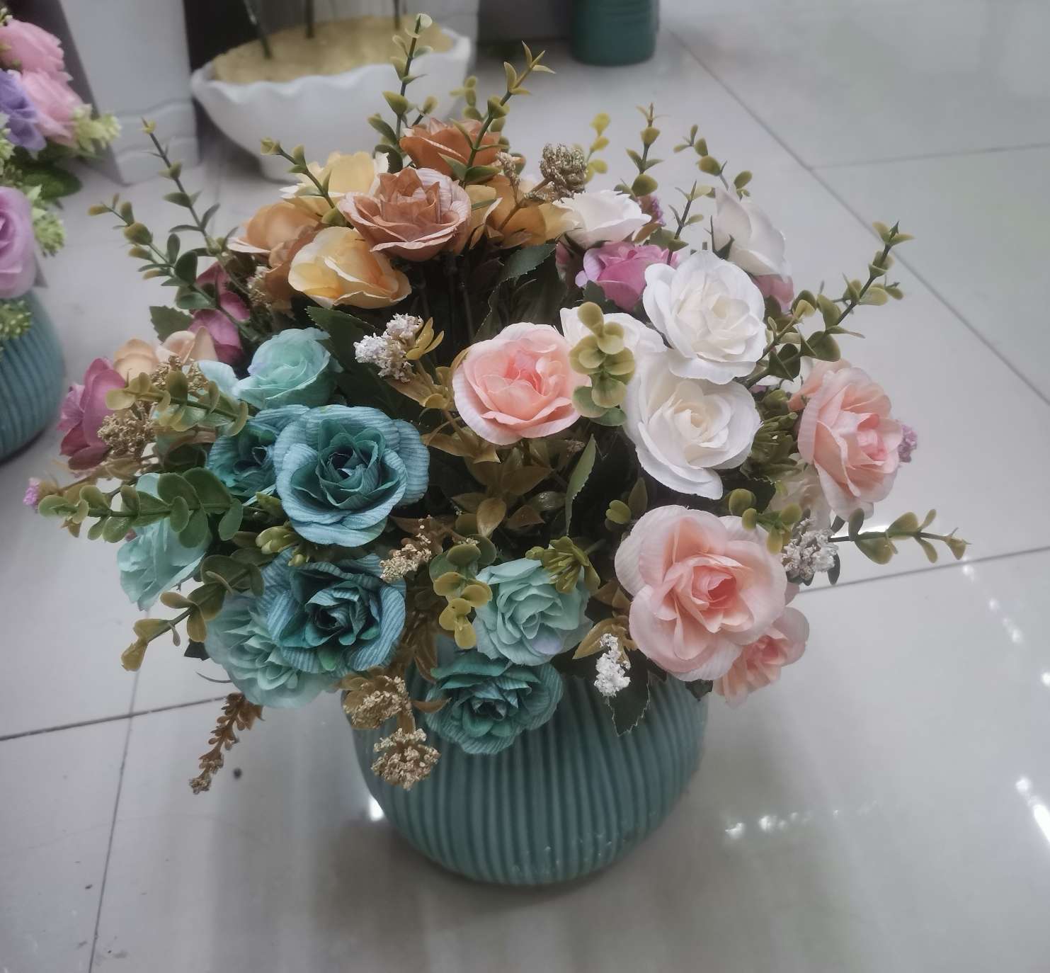 New faux European style 5-fork silk-screen printed rose, artificial flower, faux petal handicraft, artificial flower bouquet, realistic touch, faux flower decoration, exquisite life home decoration details Picture