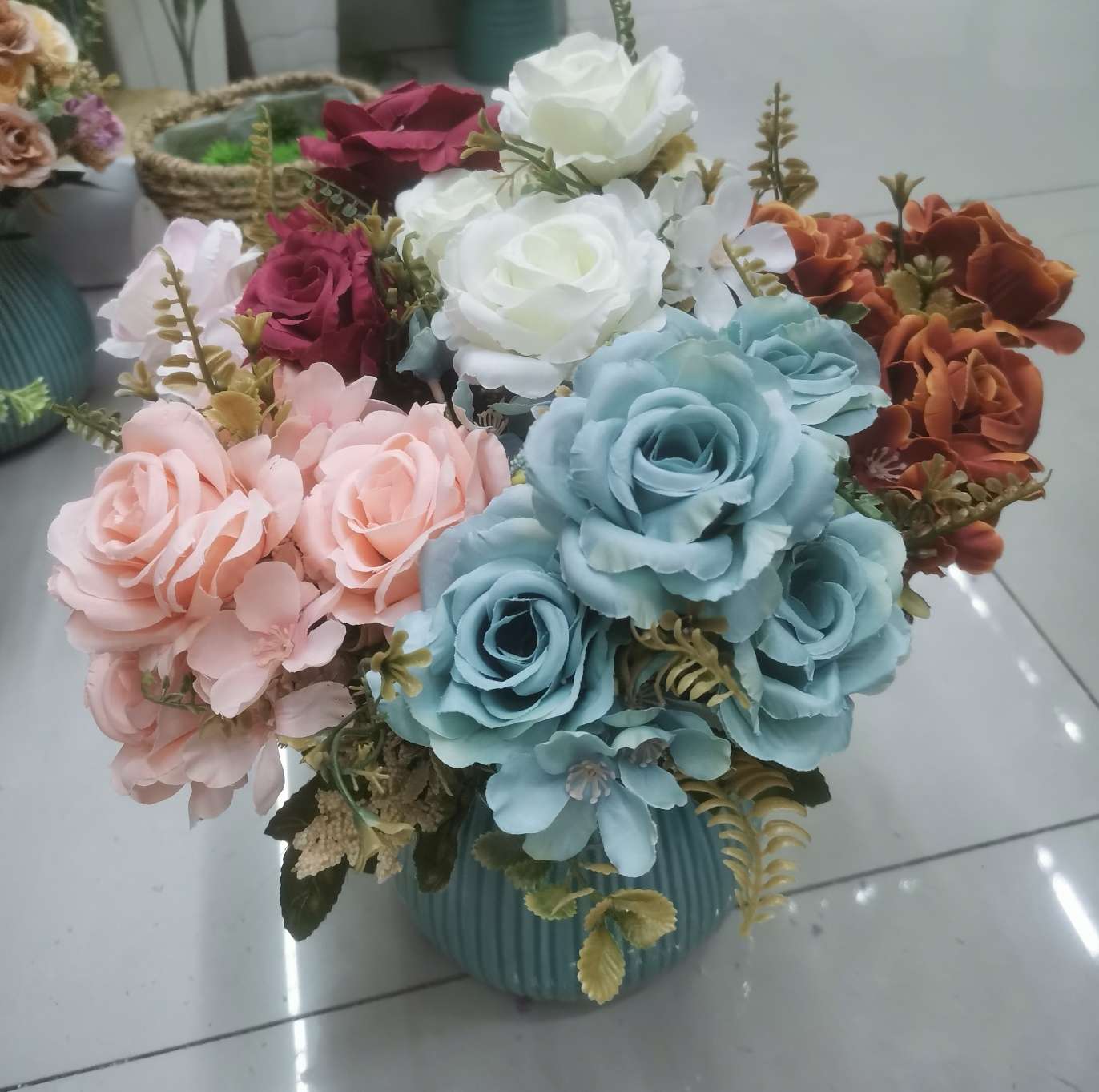 New European-style artificial flower 7-fork European-style fragrant rose artificial flower for home and hotel decoration detail image 5