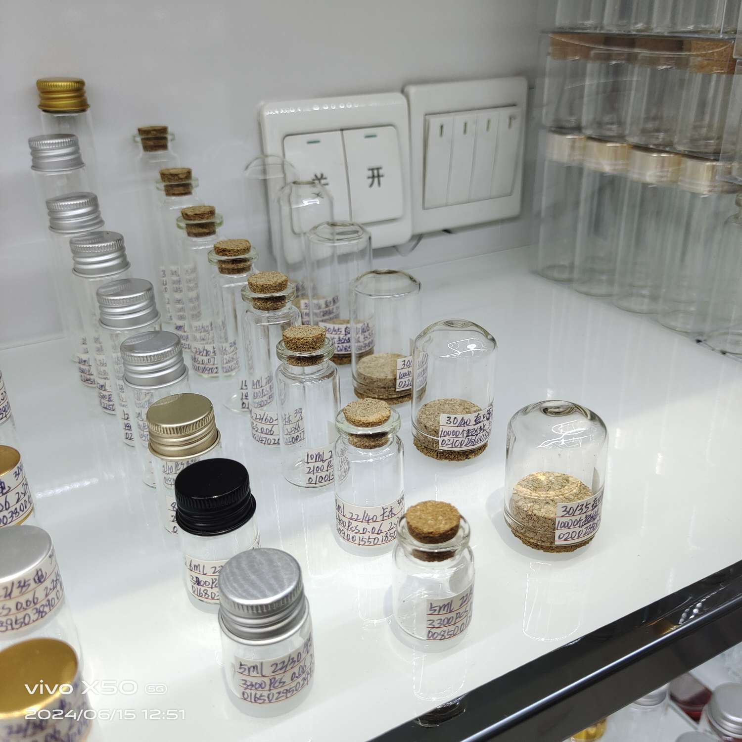 Glass bottles, small bottles, tube-pulled bottles, wishing bottles, gift glass bottles detail image 2