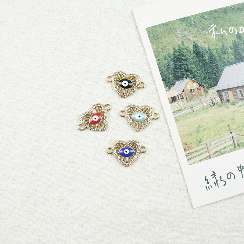 Alloy dot brick oil-dripping heart-shaped devil's eye hollow necklace, earring accessories, diy jewelry accessories, jewelry accessories, alloy accessories Item Picture