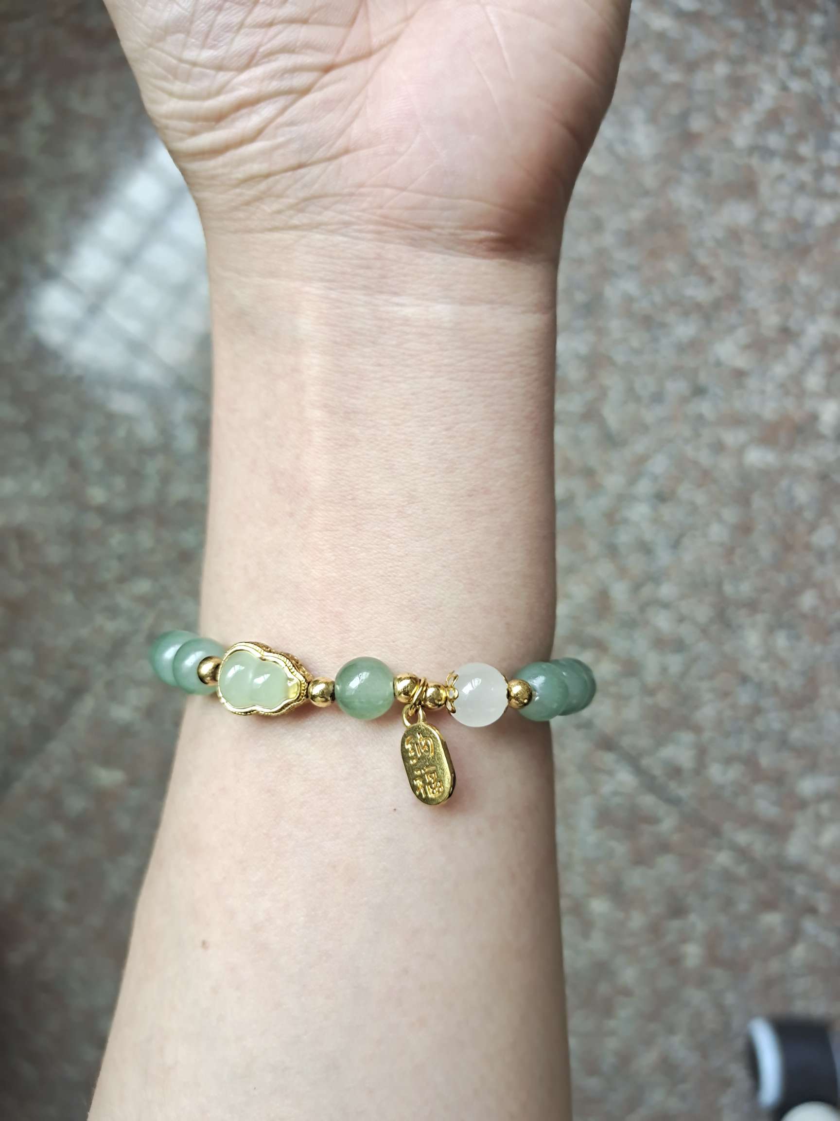 Selected women's imitation Bodhi bracelet accessories, exquisite Bodhi seed bracelets, women's cultural and artistic ornaments details Picture