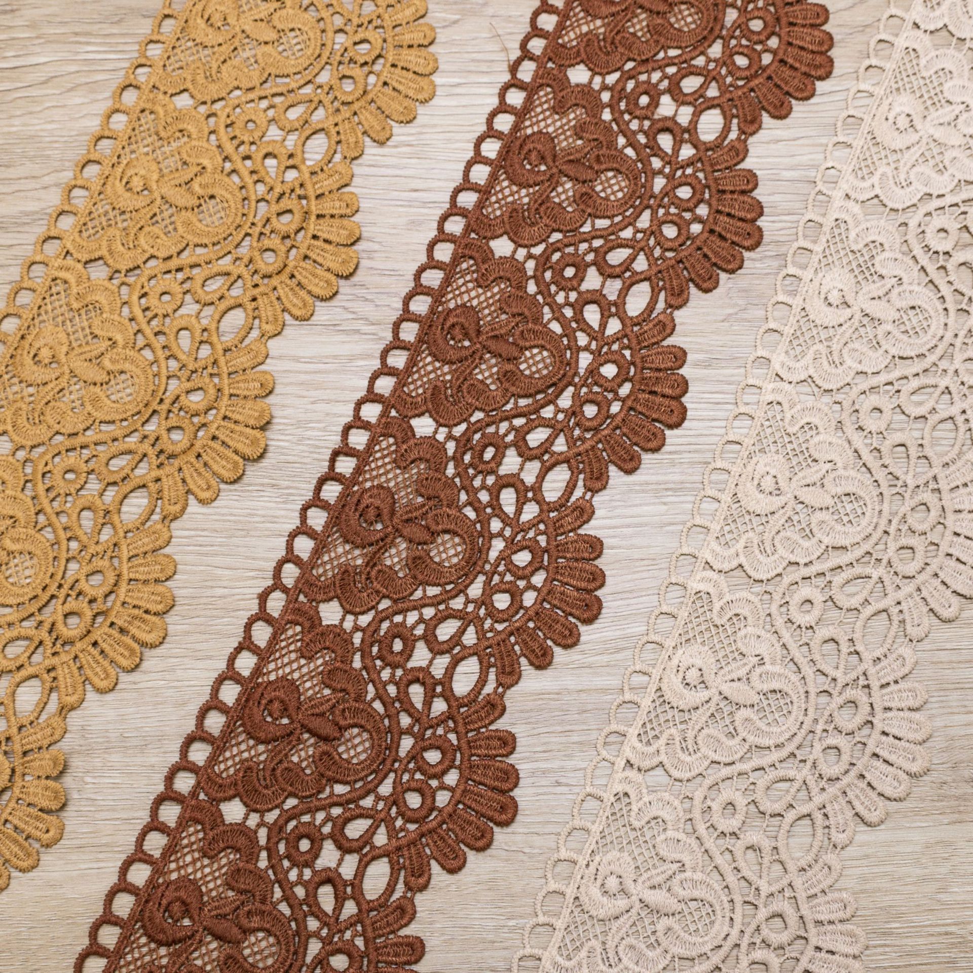 Classic colored milk silk water-soluble embroidery lace trim barcode women's clothing curtains home textiles black and white color details Picture