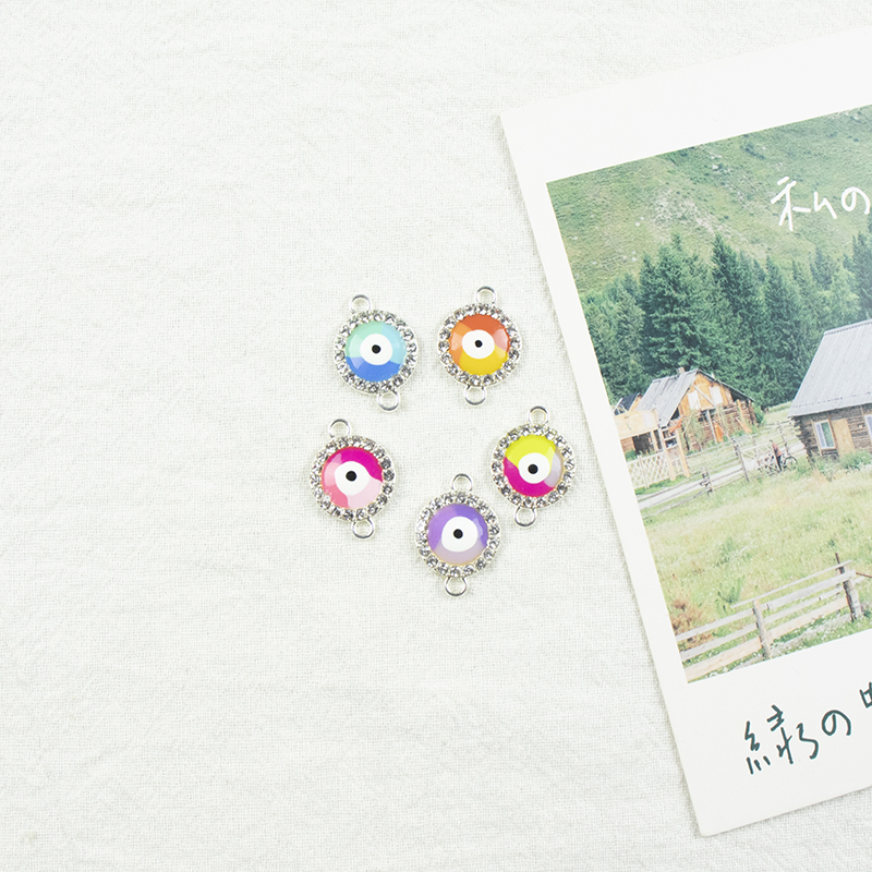 Alloy dot brick oil drip double-hanging round silver-edged Devil's Eye necklace, earring accessories, diy jewelry accessories, alloy accessories Application Scenario