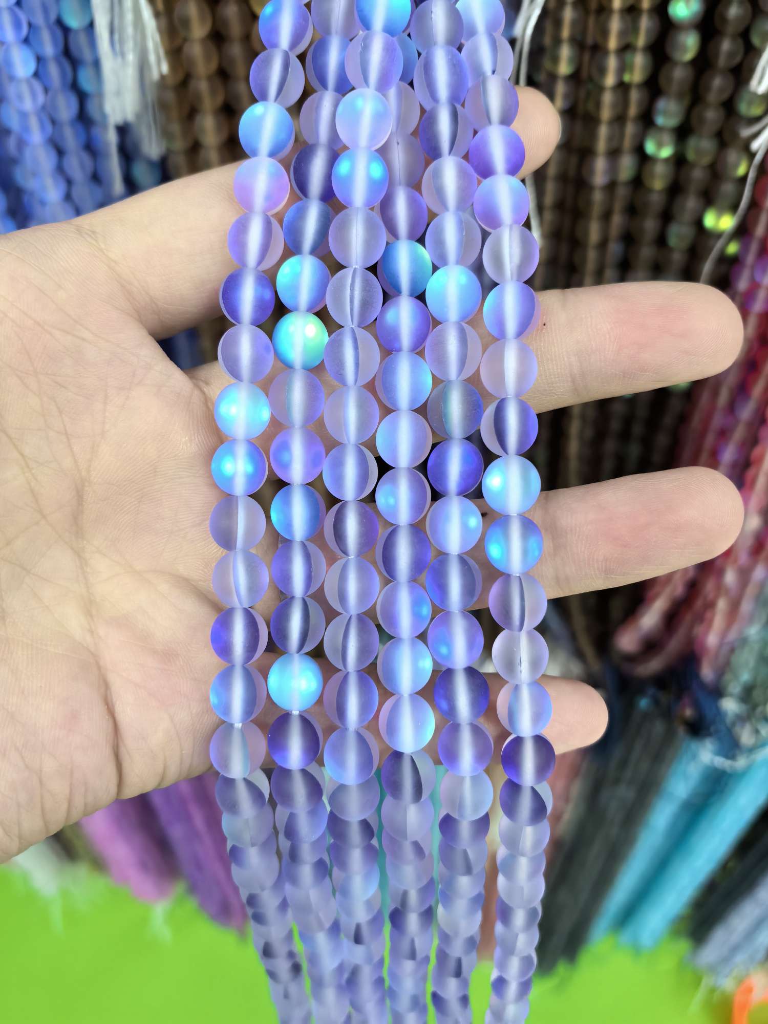 合成水晶精雕细琢 珠宝饰品典藏 玉石手链挂件等多款饰品 精美礼盒装产品图