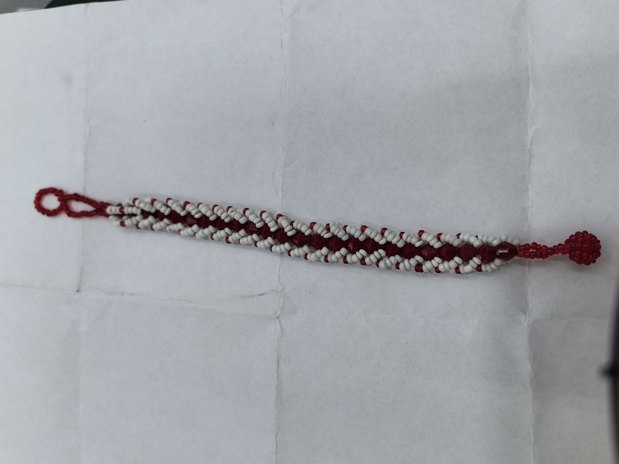 五彩绳编织朱砂手链 手饰手串 首饰饰品 简约时尚休闲风格 个性潮流装饰品