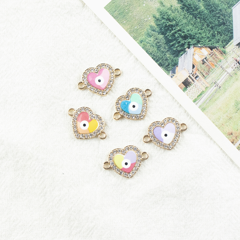 Alloy dot brick oil-dripping heart-shaped devil's eye necklace, earring accessories, diy jewelry accessories, alloy accessories, heart-shaped accessories Item Picture