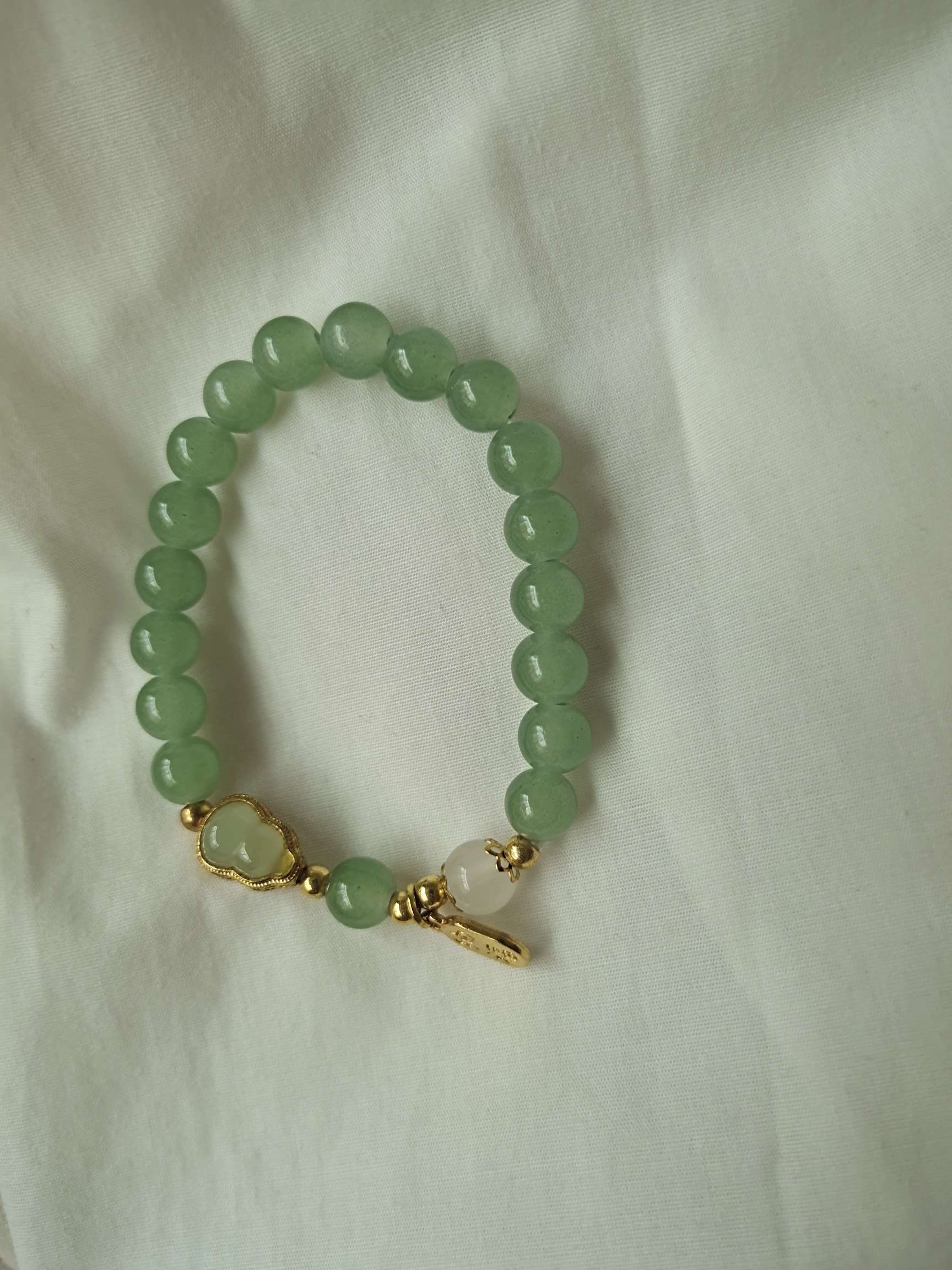 Selected women's imitation Bodhi bracelet accessories, exquisite Bodhi seed bracelets, women's cultural and artistic ornaments Item Picture