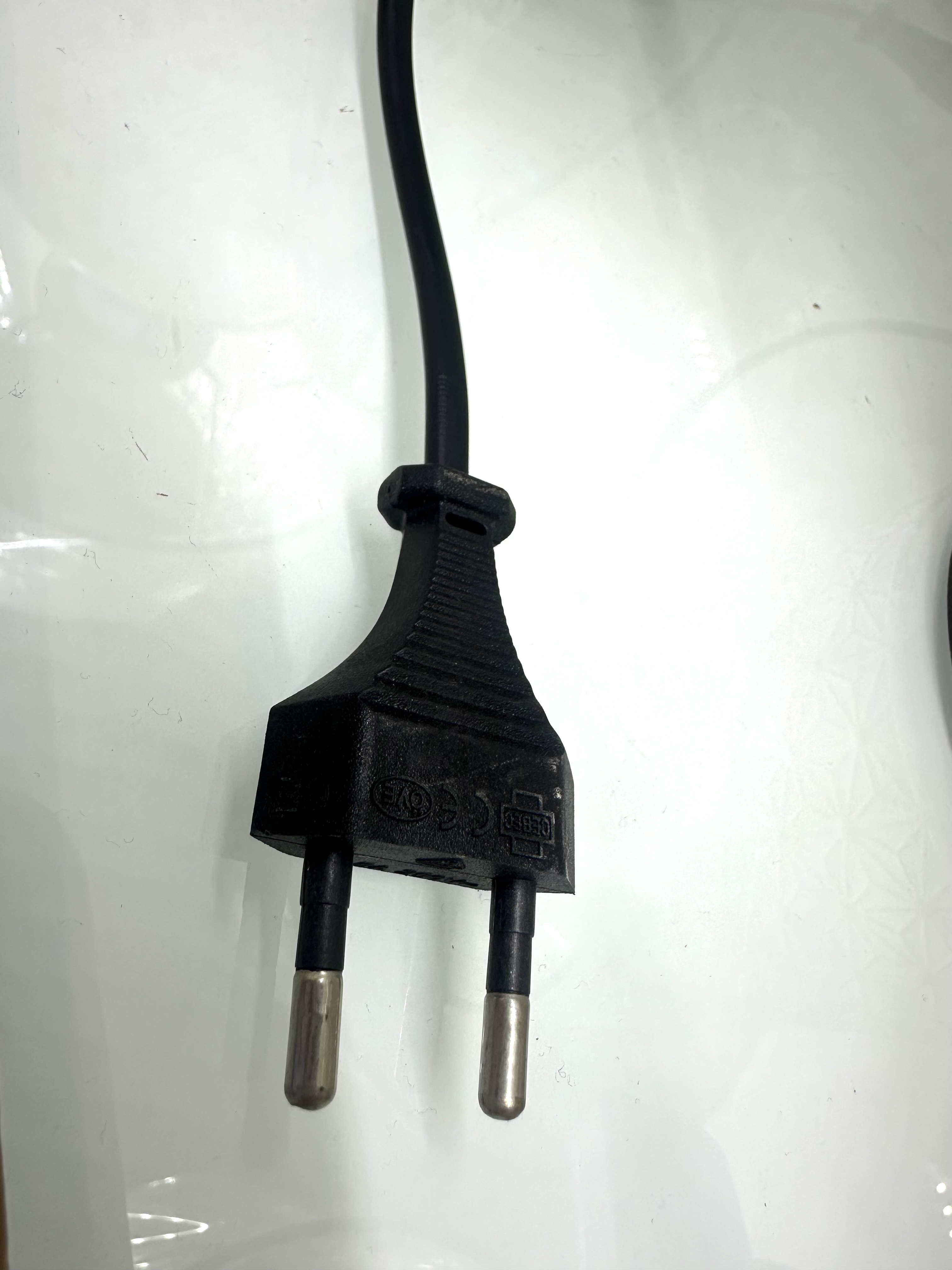 French light luxury series bedside lamp JL27960 with a golden figure as the base and a table lamp for wholesale from the manufacturer Specification image