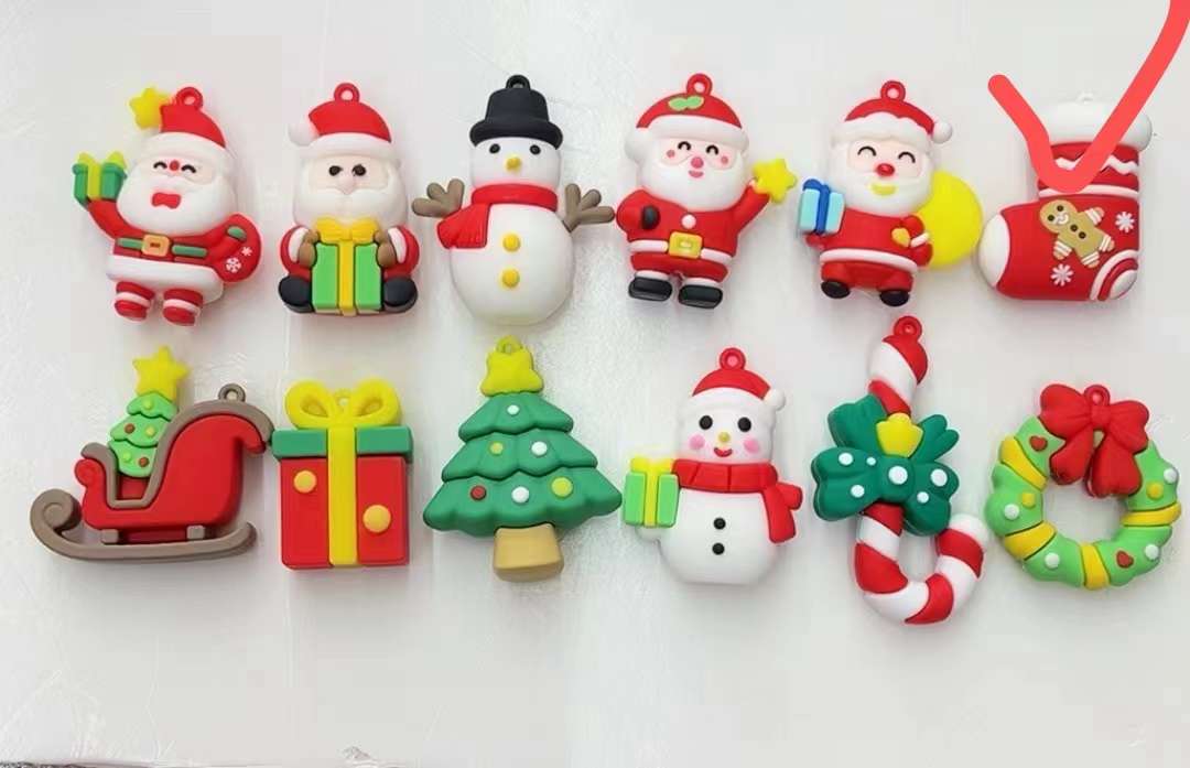 可爱套头动物钥匙扣创意diy彩色卡扣圈字母珠学生包包挂饰配件