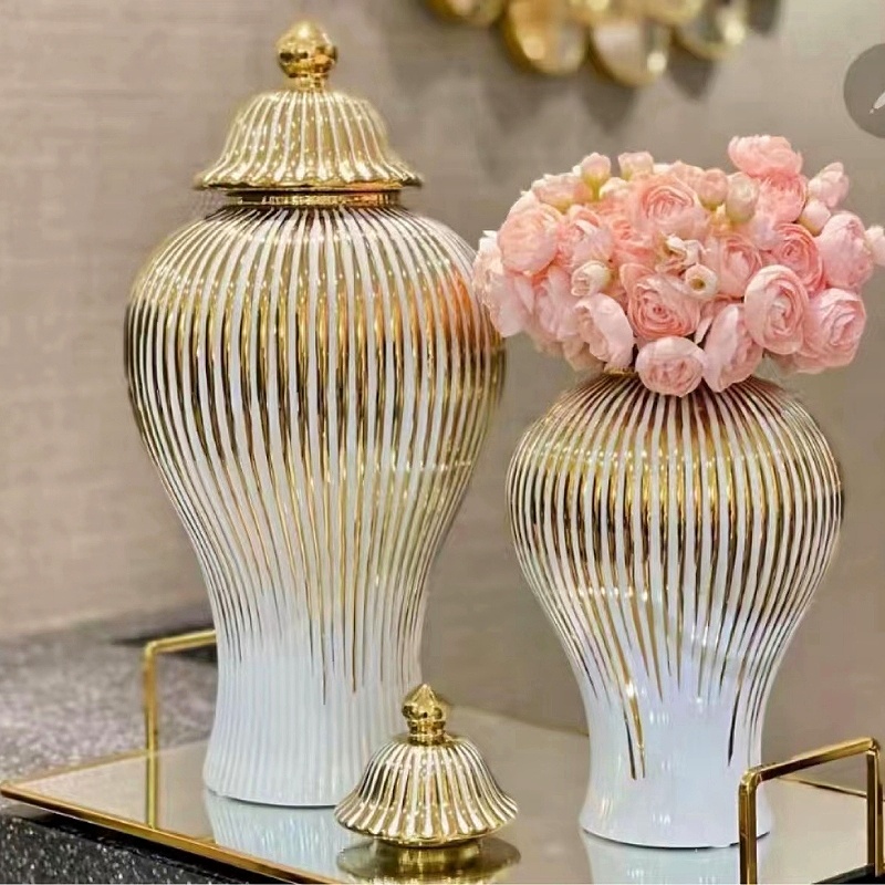 Ceramic electroplated vase, golden-edge general vase, home decoration item, light luxury handicraft, decorative soft furnishing, living room entrance countertop, Golden castle vase details Picture