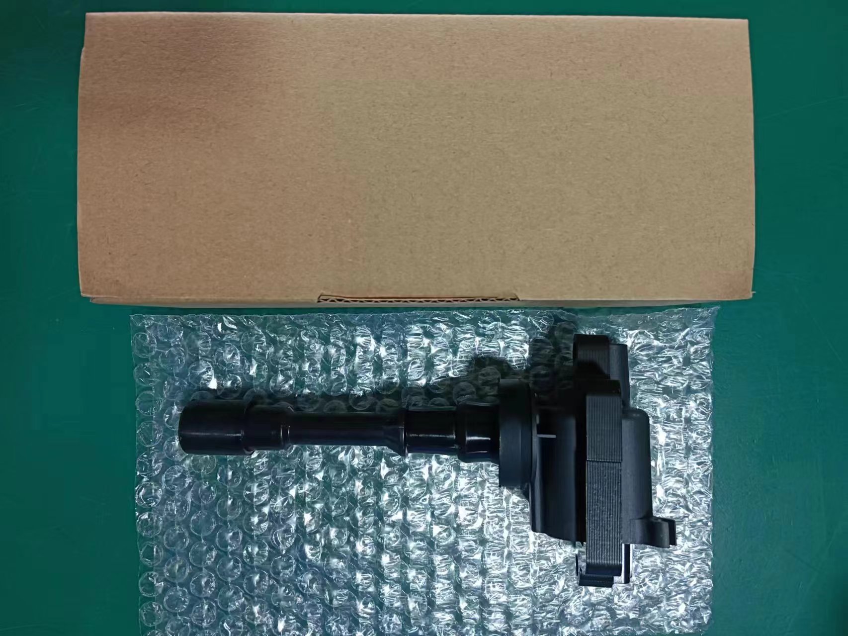 ينطبق ملف إشعال السيارات 90919-02240 Ignition Coil على الجملة في مصنع تويوتا للسيارات