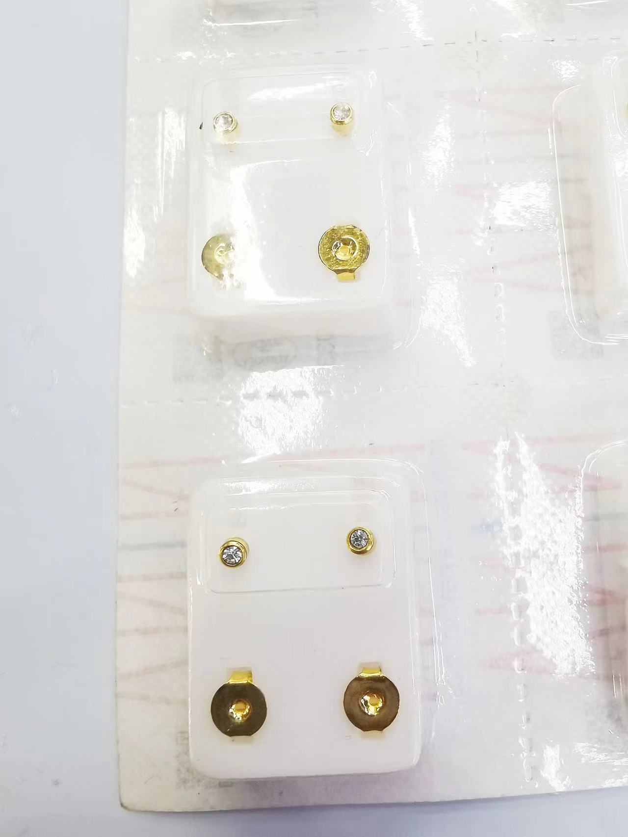 Stainless steel ear piercers, ear stud accessories, ear stud Specification image