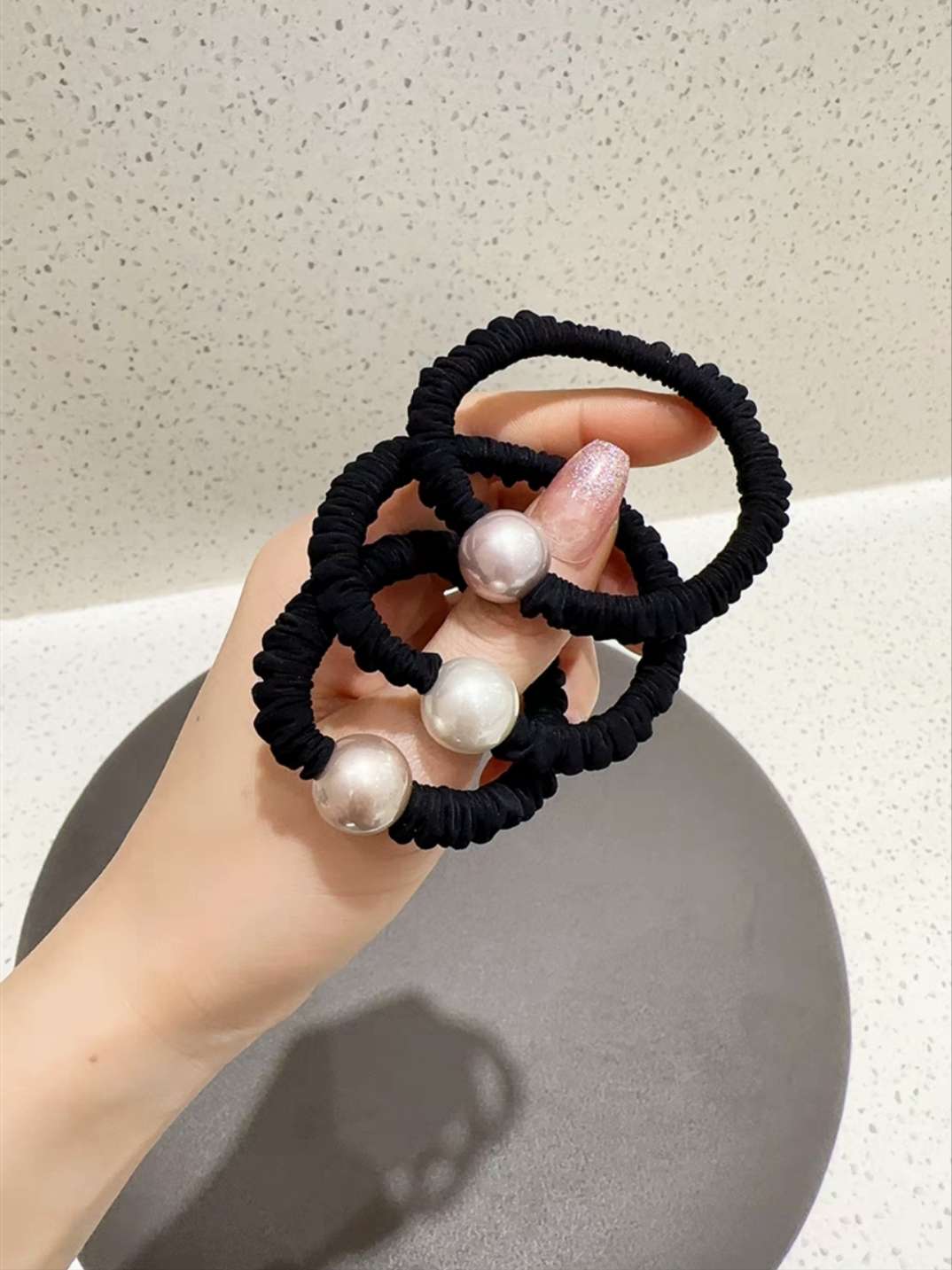 Retro simplicity, high elasticity, durability, no hair damage, small intestine pearl hair band, ponytail hair tie, hair tie, hair tie, leather cover