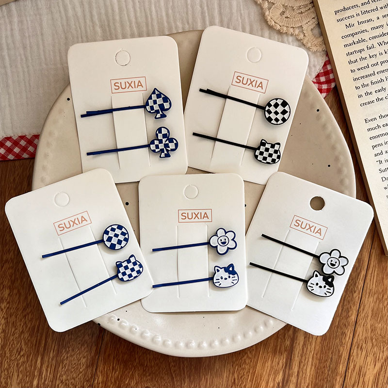 Nuevo blanco y negro tablero de tablero tablero de póquer clip de la palabra lindo creativo niños clip de borde de la tarjeta para las mujeres pelo roto clip de flequillo accesorios para el pelo details Picture