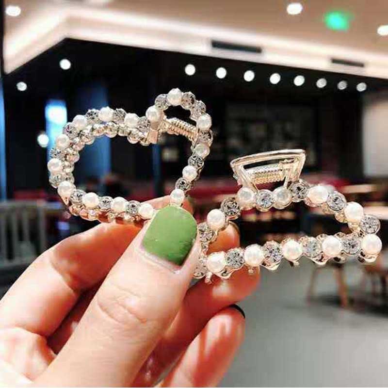 Sweet and charming girl, heart, pearl, water diamond, versatile grab clip, hair clip, headwear, lady, medium-sized, elegant and stylish grab clip, Korean hair clip manufacturer wholesale, side clip, top clip, half clip, bangs clip, bun hair clip, hair clip for girls