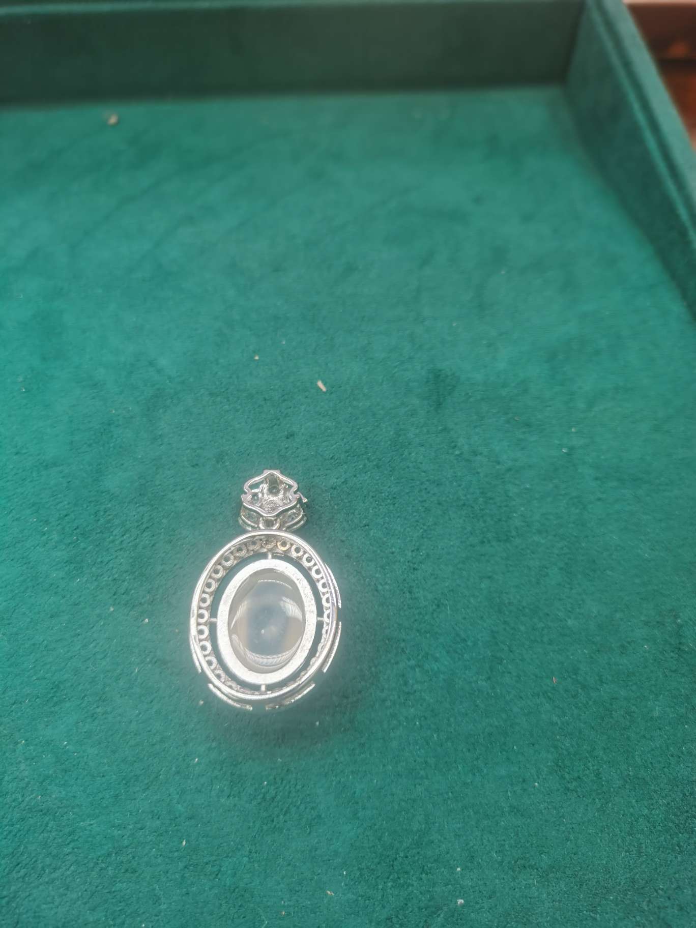 满锆祖母绿大蛋面，2024061803，髓缘产品图