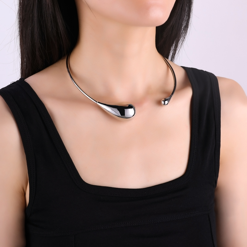 法式复古北欧极简冷淡风水滴状开口项圈时髦个性轻奢高级感颈链女法式复古北欧极简冷淡风水滴状开口项圈时髦个性轻奢高级感颈链女