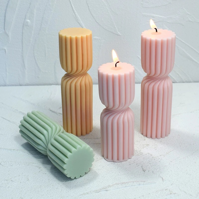 Green long stick scented candles, soy wax, indoor art home, table decoration, irregular-shaped ornaments, atmosphere, scented candles, scented candles, scented candle sets, home scented candles, essential oils, scented candles, scented candles Application Scenario