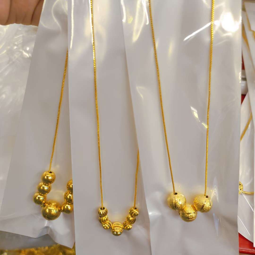 仿黄金项链女短款 高级感饰品 各色各样款式项饰 简约时尚气质颈链 送女友礼物 随机配送精美项链