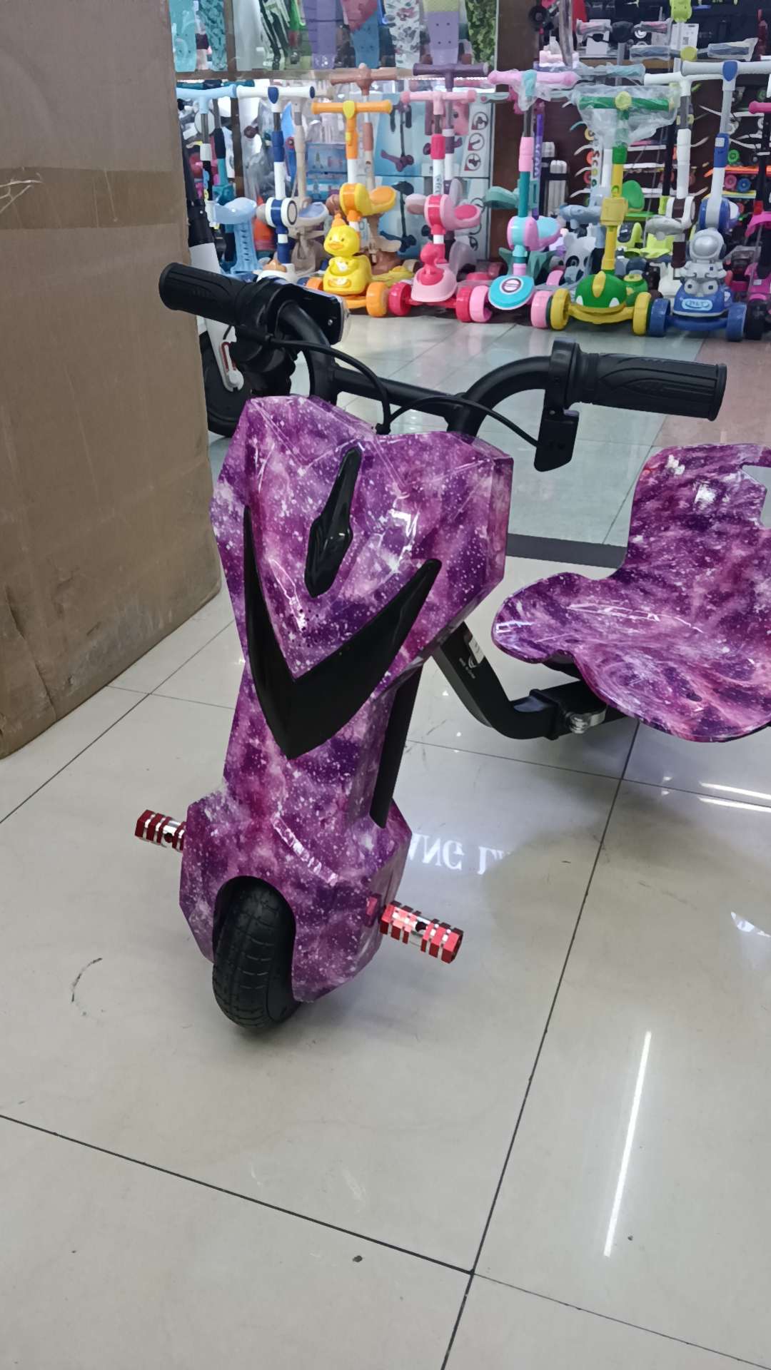 Children's electric drift coasters, toy cars, outdoor sports and leisure sliding play cars, and other categories detail image 2