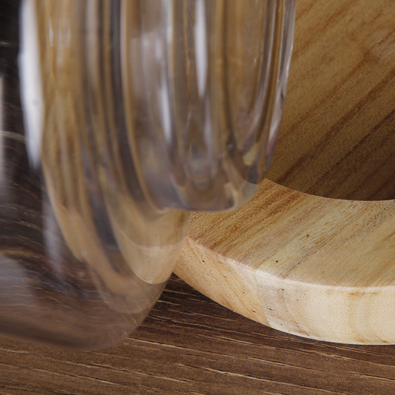 BBGLASS Baobei Glass Creative Glass candlestick, flower arrangement glass vase with wooden base Item Picture