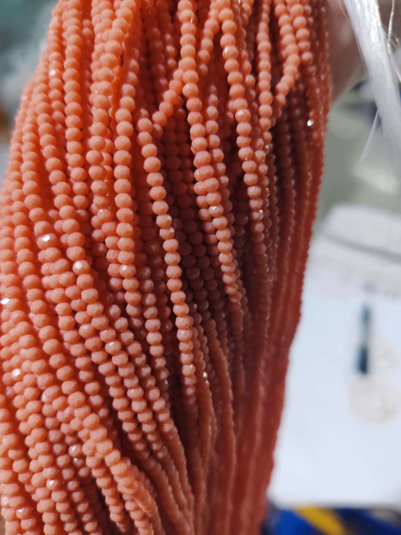 2mm西瓜瓷颜色扁珠珠子珠子琉璃珠串珠米珠珠子配件珠子白底实物图