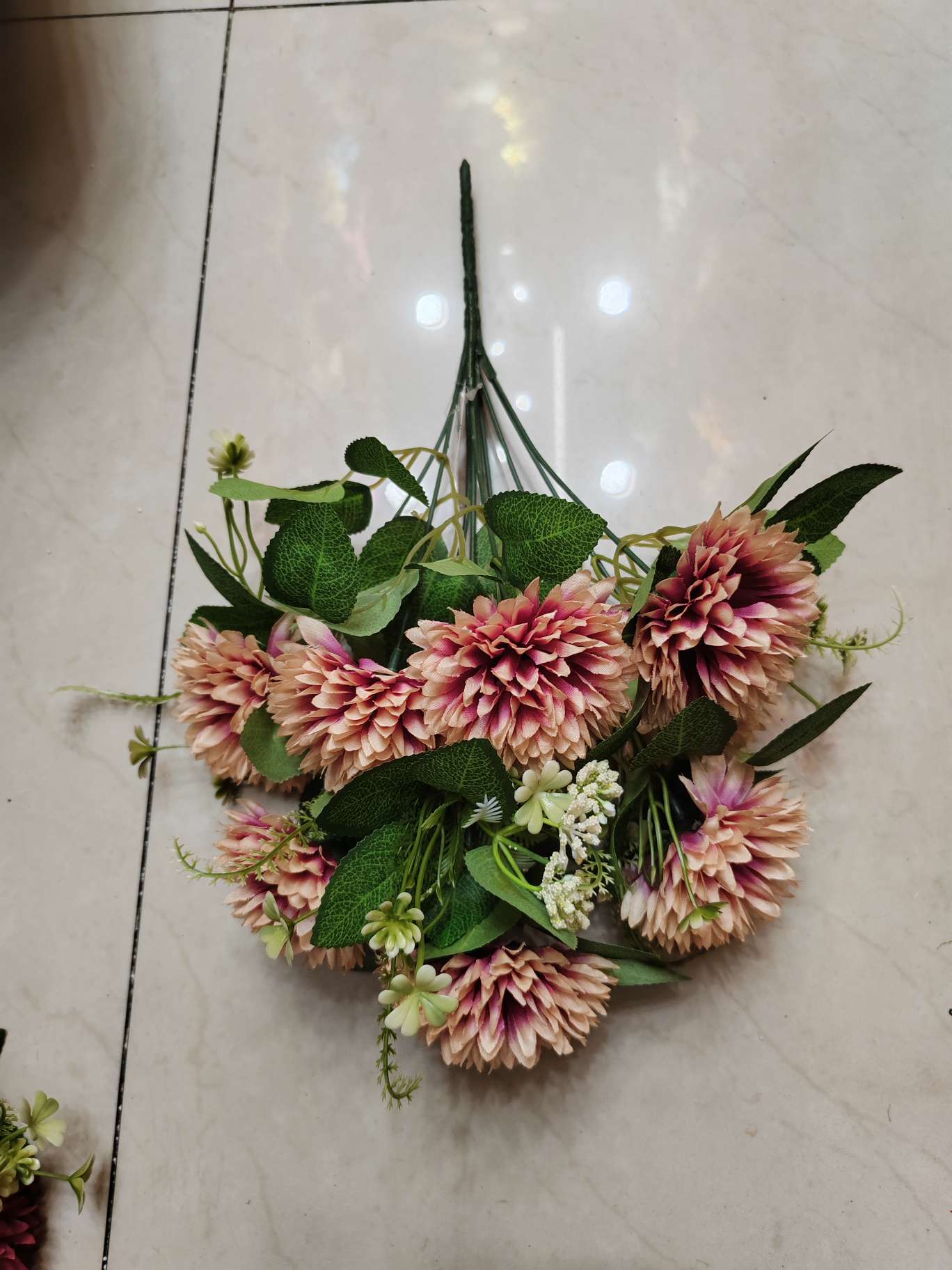 12头丝印叶子小球菊细节图