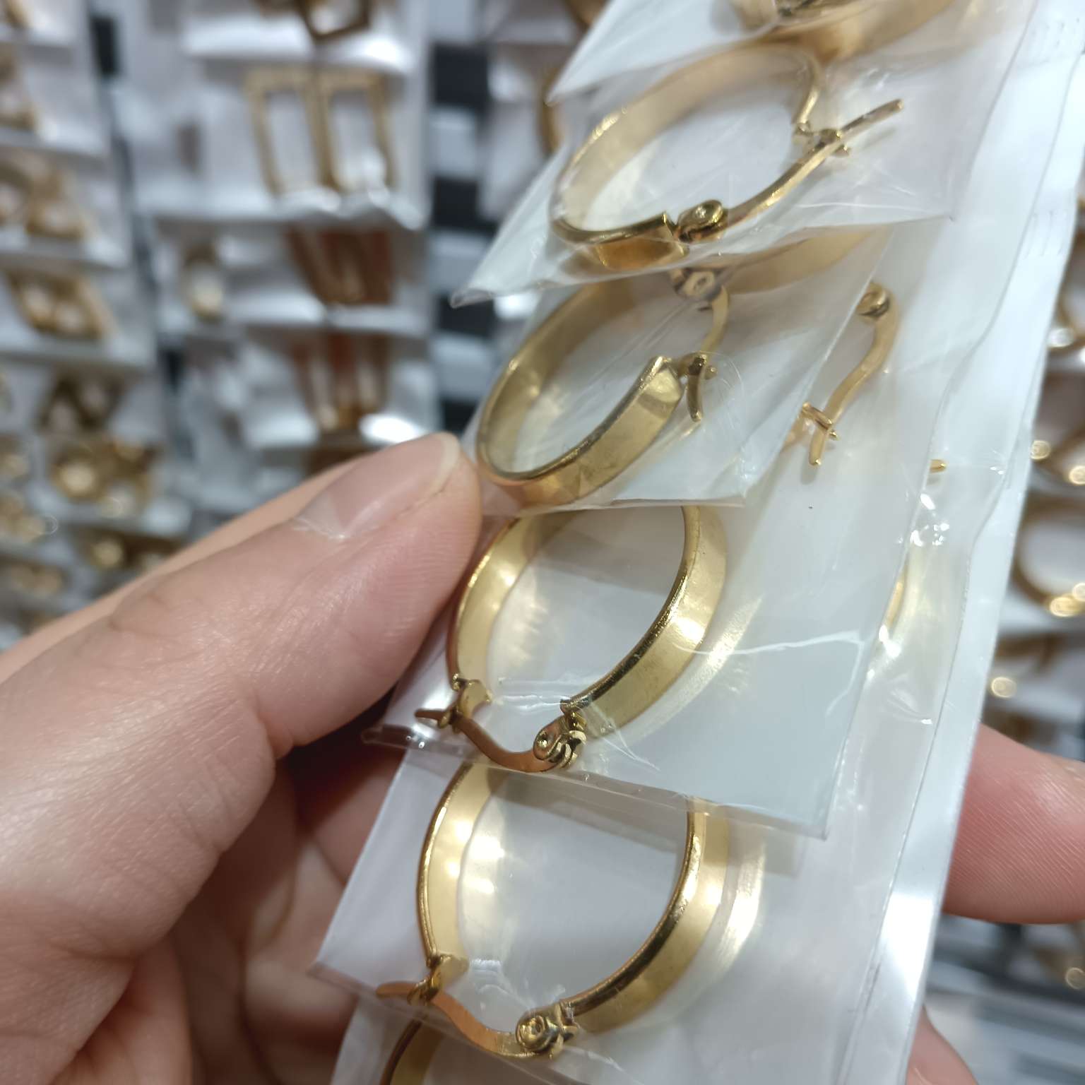 Stainless steel ear rings, stainless steel earrings, vacuum electroplated earrings details Picture