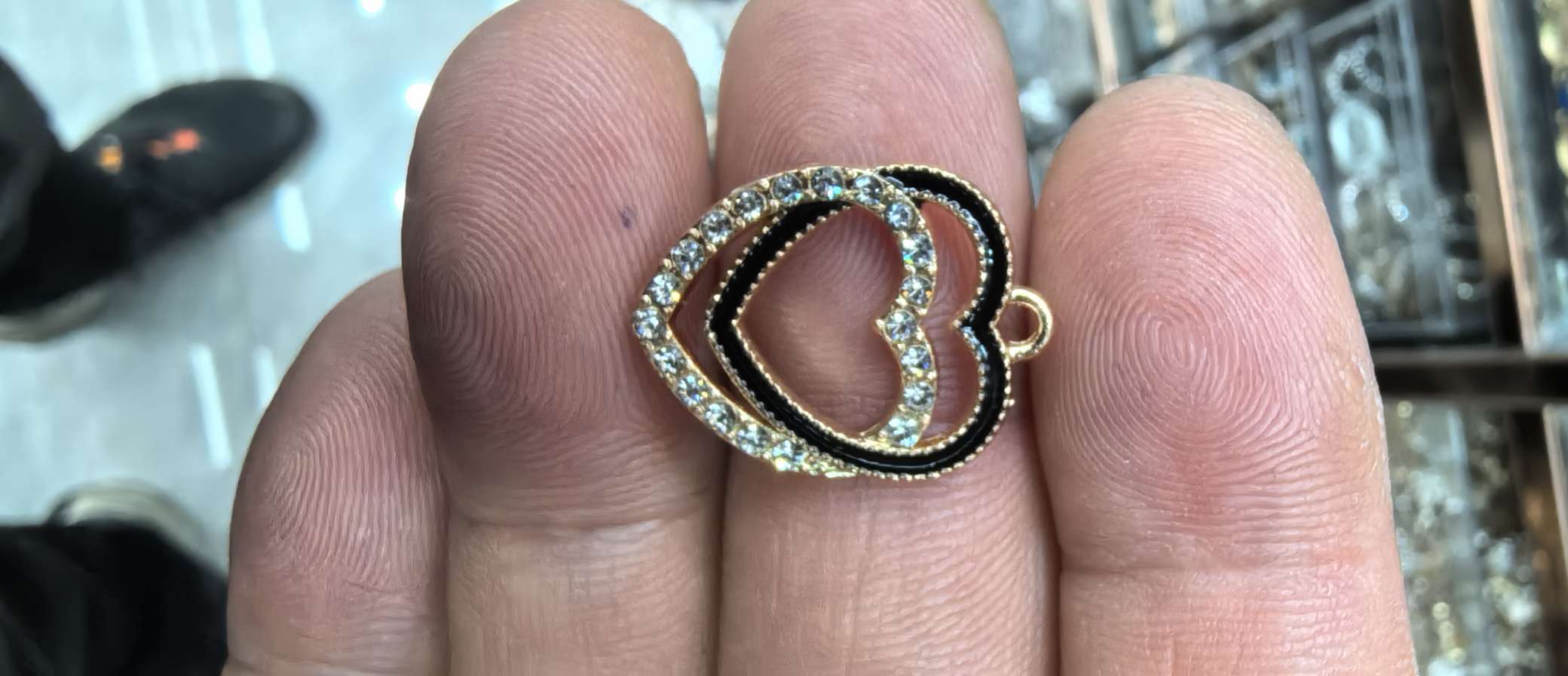 Double-heart black oil accessories Item Picture