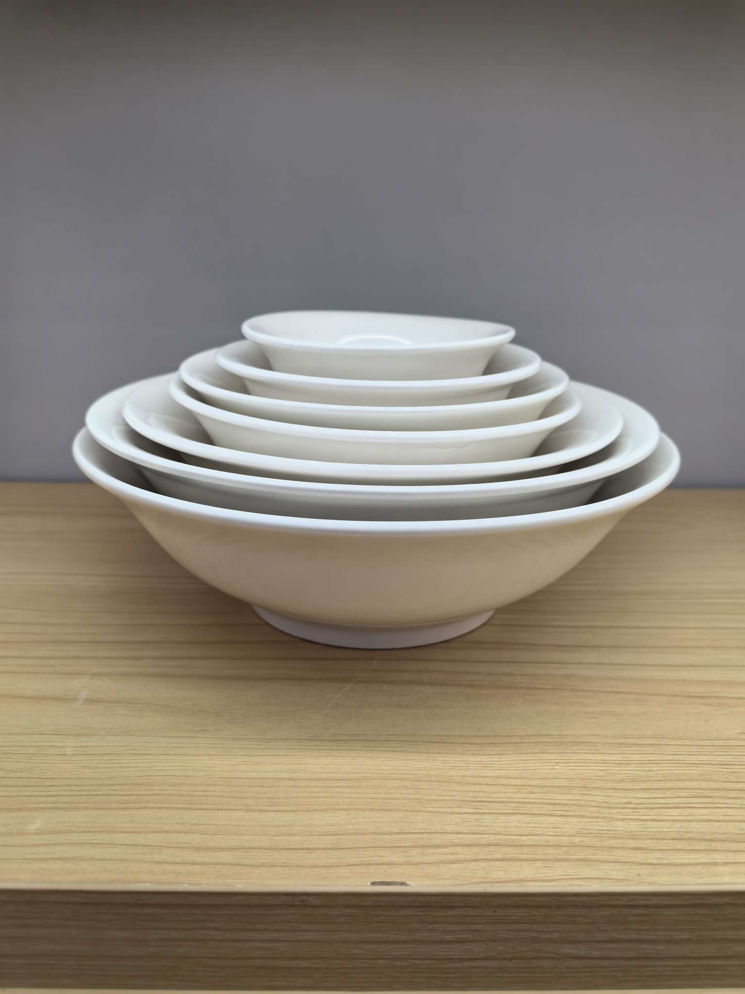 陶瓷餐具，玻璃餐具，一次性纸杯、打包盒沙拉碗，小家电，外贸电器，不锈钢锅，套锅，压铸锅，304餐具，电热水壶，俄式茶壶②白底实物图