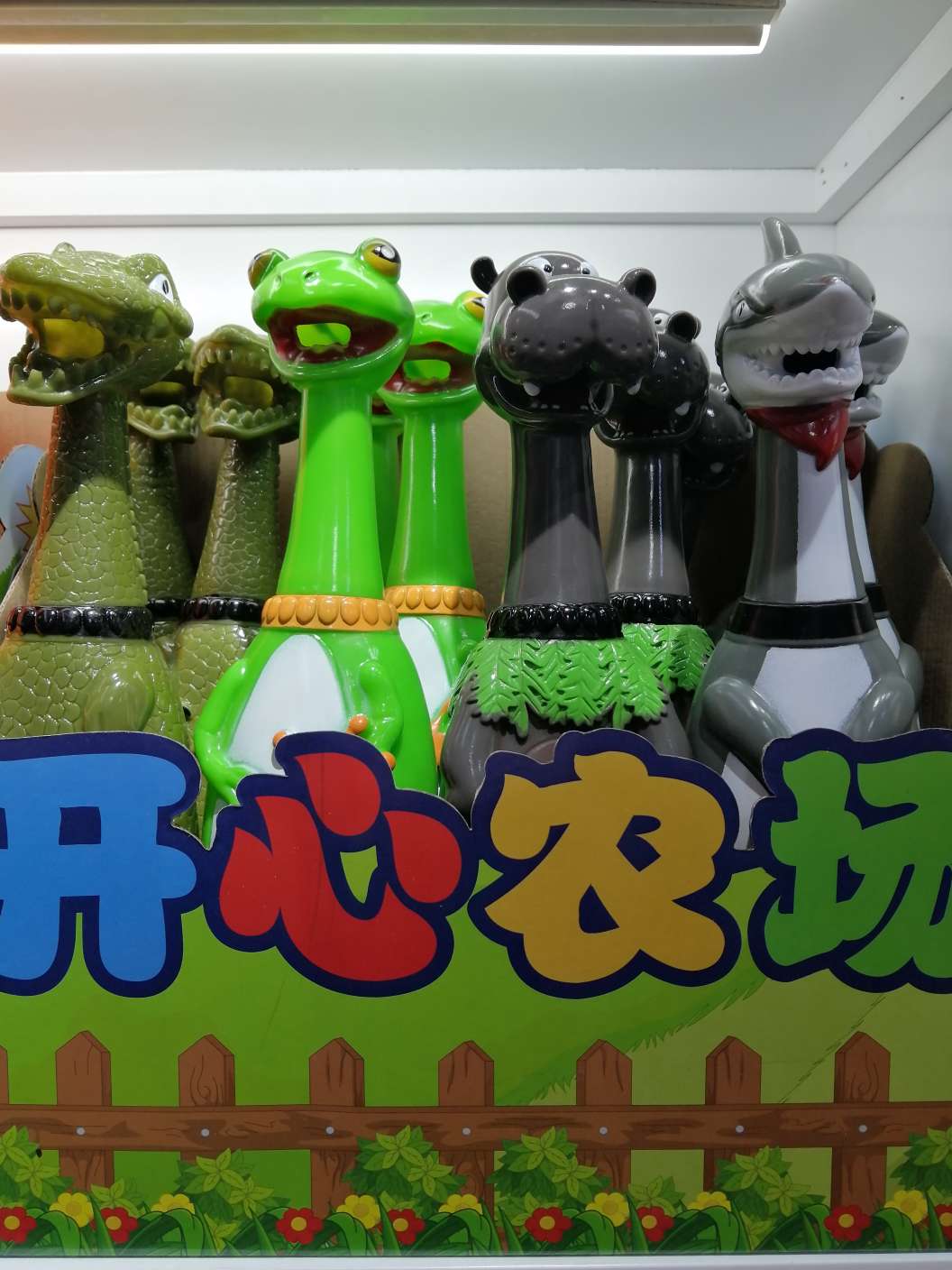减压惨叫玩具新款宠物服饰配饰 舒适透气小狗狗猫咪出门防雨防湿鞋子详情图5
