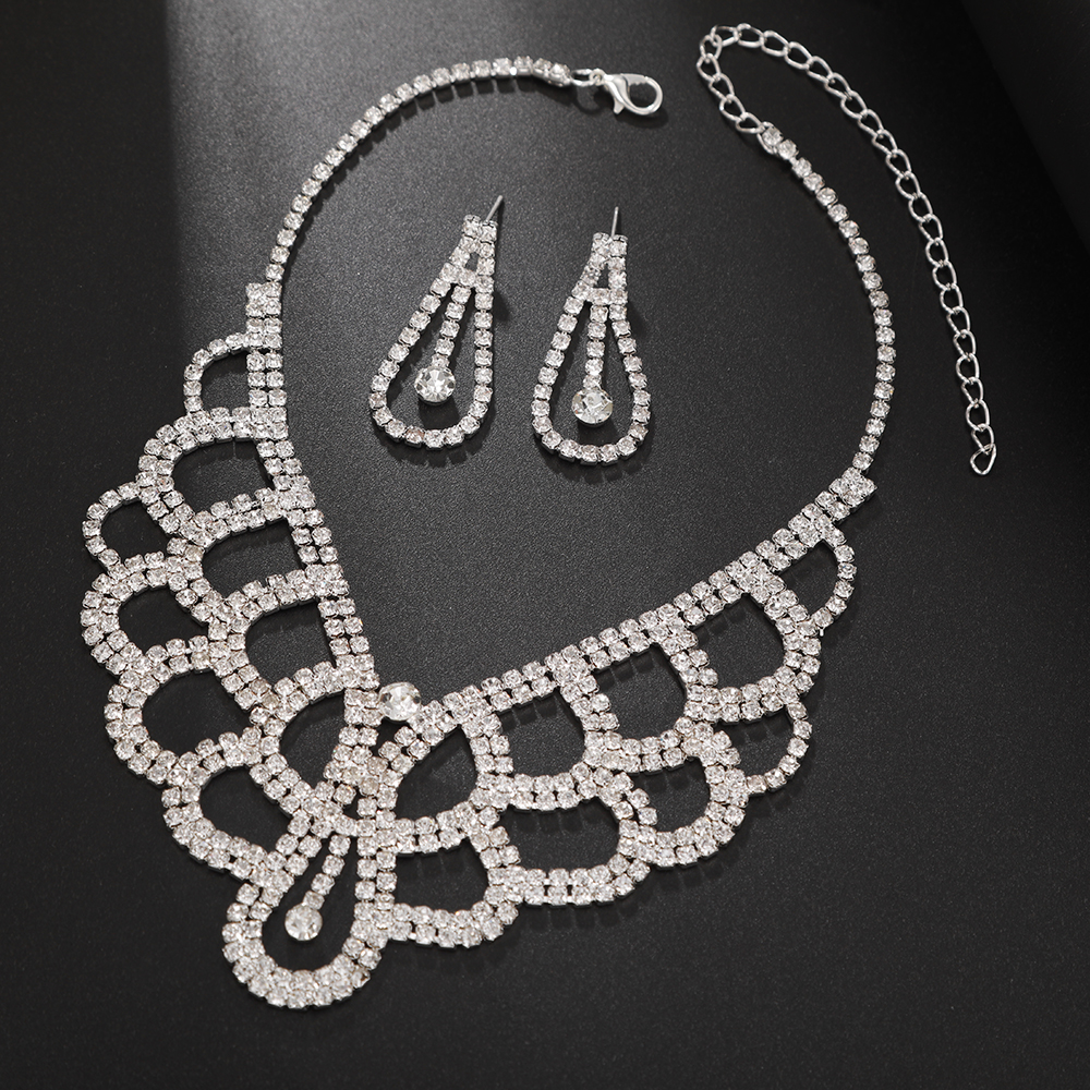 Fashionable and high-end best-selling bride accessories: rhinestones, wedding necklaces, earrings, wedding dress accessories, wedding necklaces, wedding sets, chains, and rhinestone sets Specification image