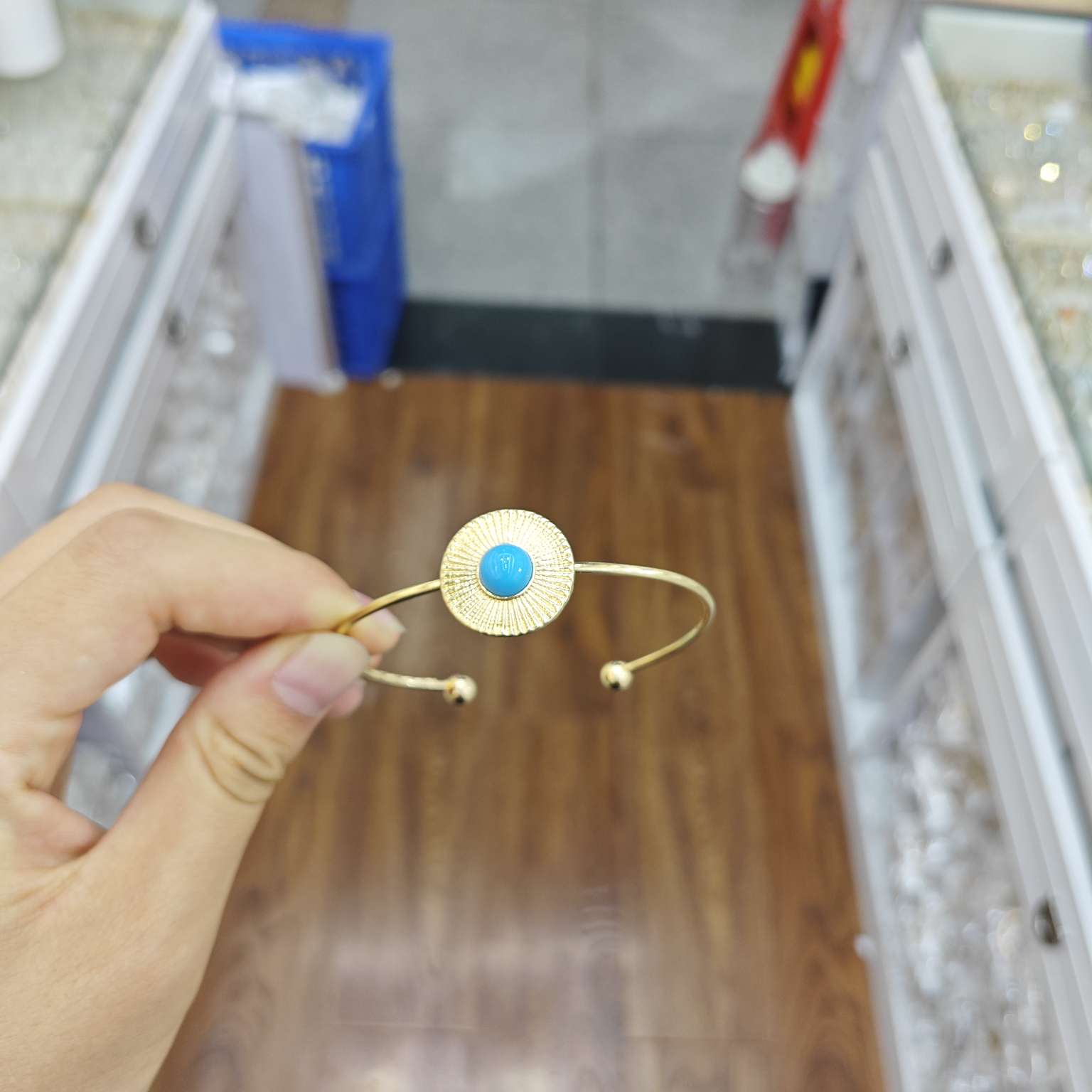 Exquisite bracelets, high-quality bracelets, jewelry accessories, bracelets, fashionable and trendy accessories, unique design bracelets, cross-border best-selling bracelets Application Scenario