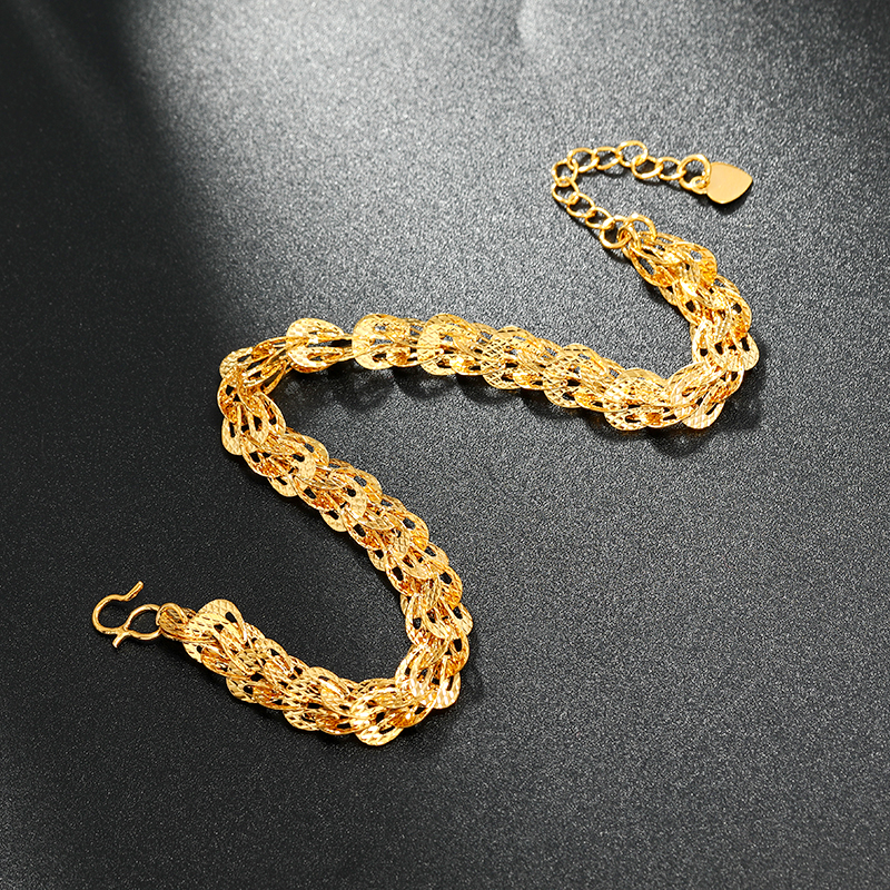 The ancient techniques of Japanese and Korean jewelry are passed down for two generations. The phoenix tail bracelet is simple and elegant. The gold-plated Vietnamese sand gold peony flower bracelet is a grand gift for women and best friends. It won't fade for a long time details Picture