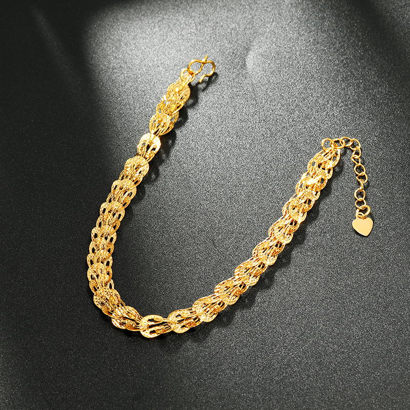 The ancient techniques of Japanese and Korean jewelry are passed down for two generations. The phoenix tail bracelet is simple and elegant. The gold-plated Vietnamese sand gold peony flower bracelet is a grand gift for women and best friends. It won't fade for a long time Application Scenario